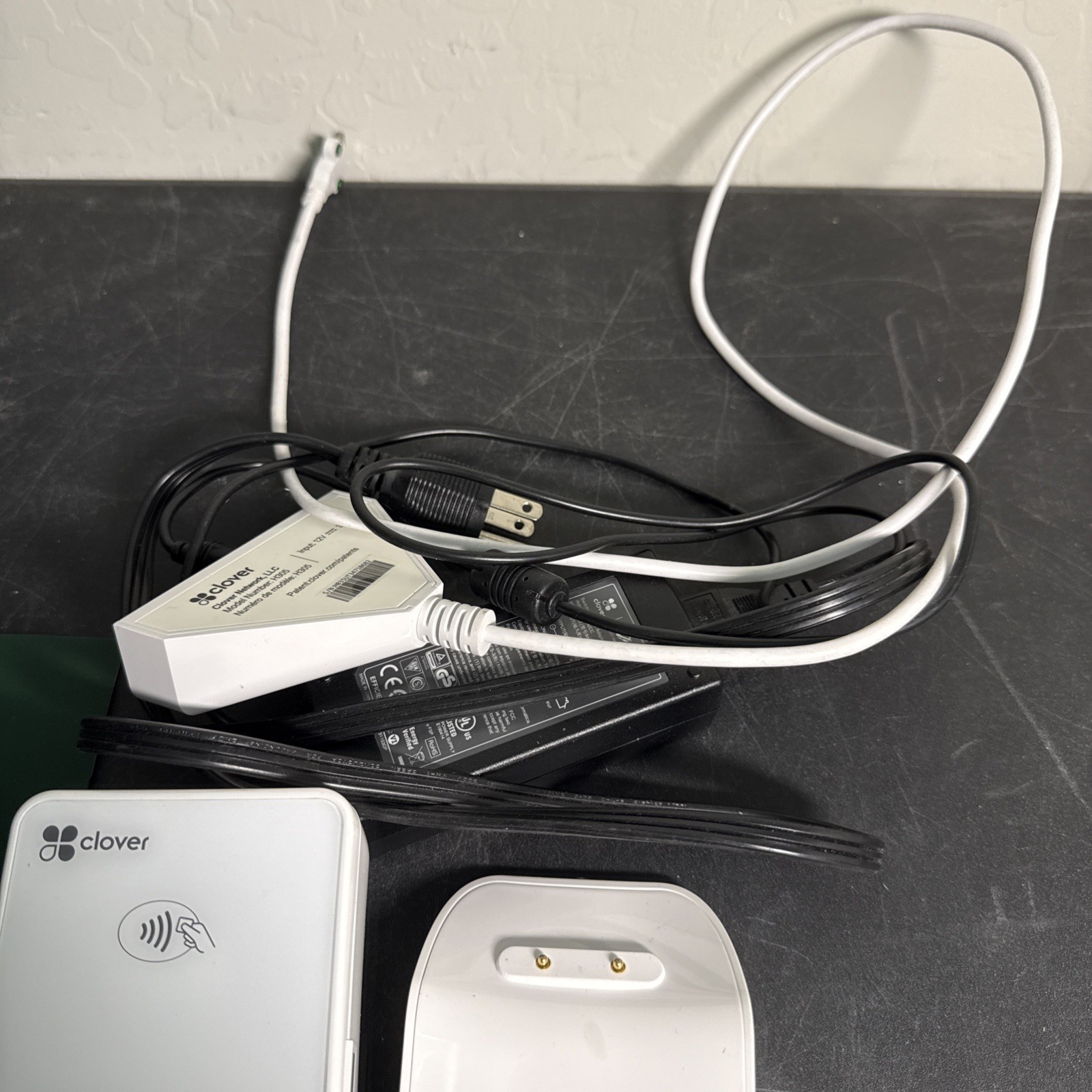 Clover Flex Starter Kit Wireless Touchpad K400 Pos System Reader With H305