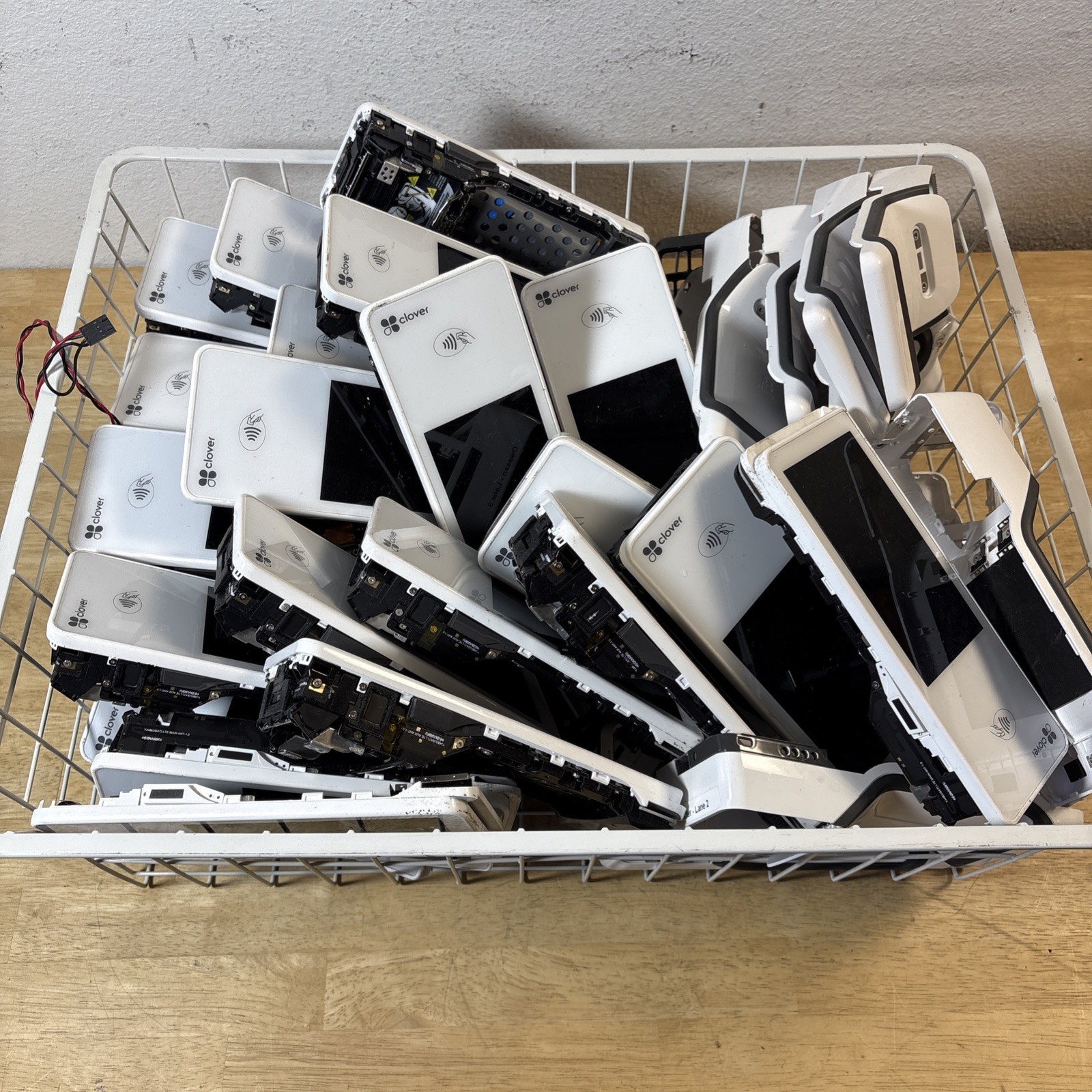 LOT OF 34 Clover Flex C403 POS Wi-Fi Touchscreen Handheld UNTESTED AS IS