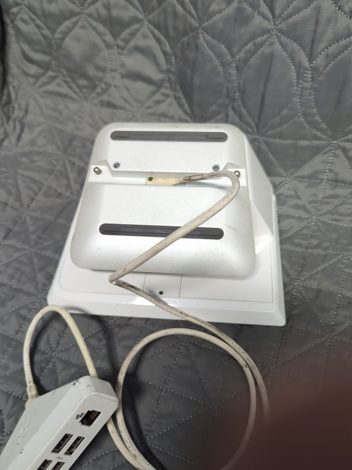 Clover Mini 2 POS System With Power Cables & Hub Factory Reset