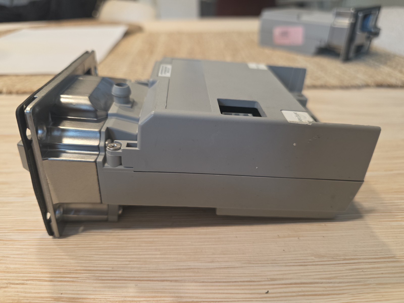 Used Verifone UX300-WPWR Credit Card Reader – Tested