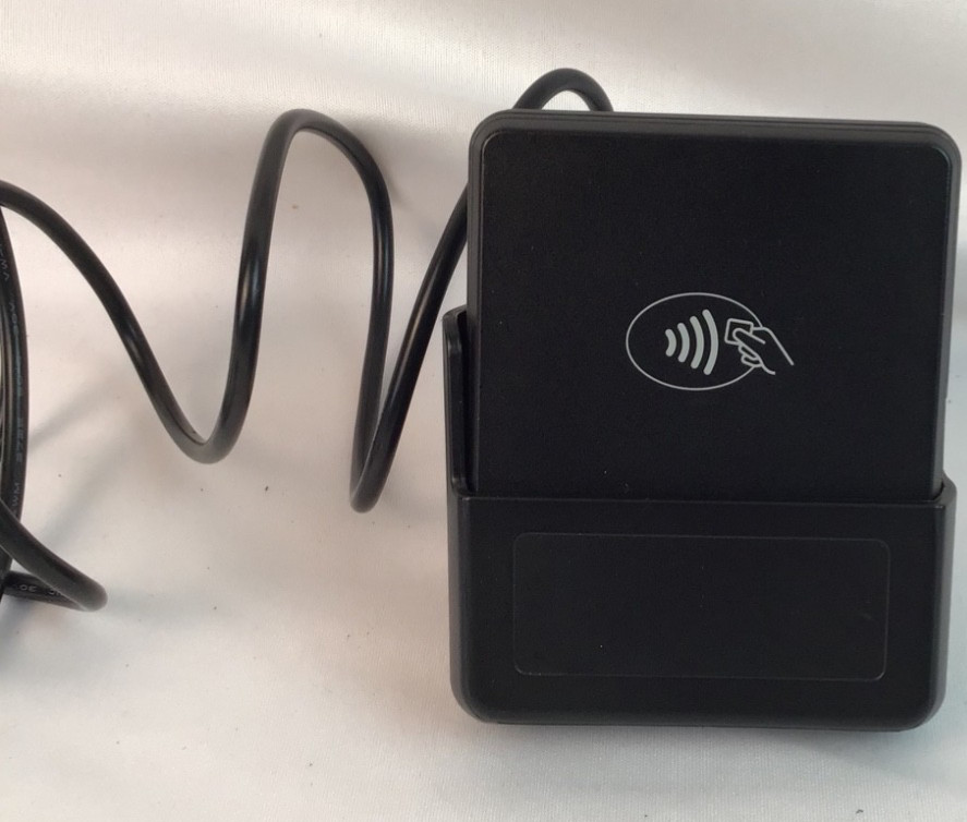 BBPOS ACS20 + 2AB7X-CHB2X Bluetooth Card Reader + Cradle/ Docking Station Excel