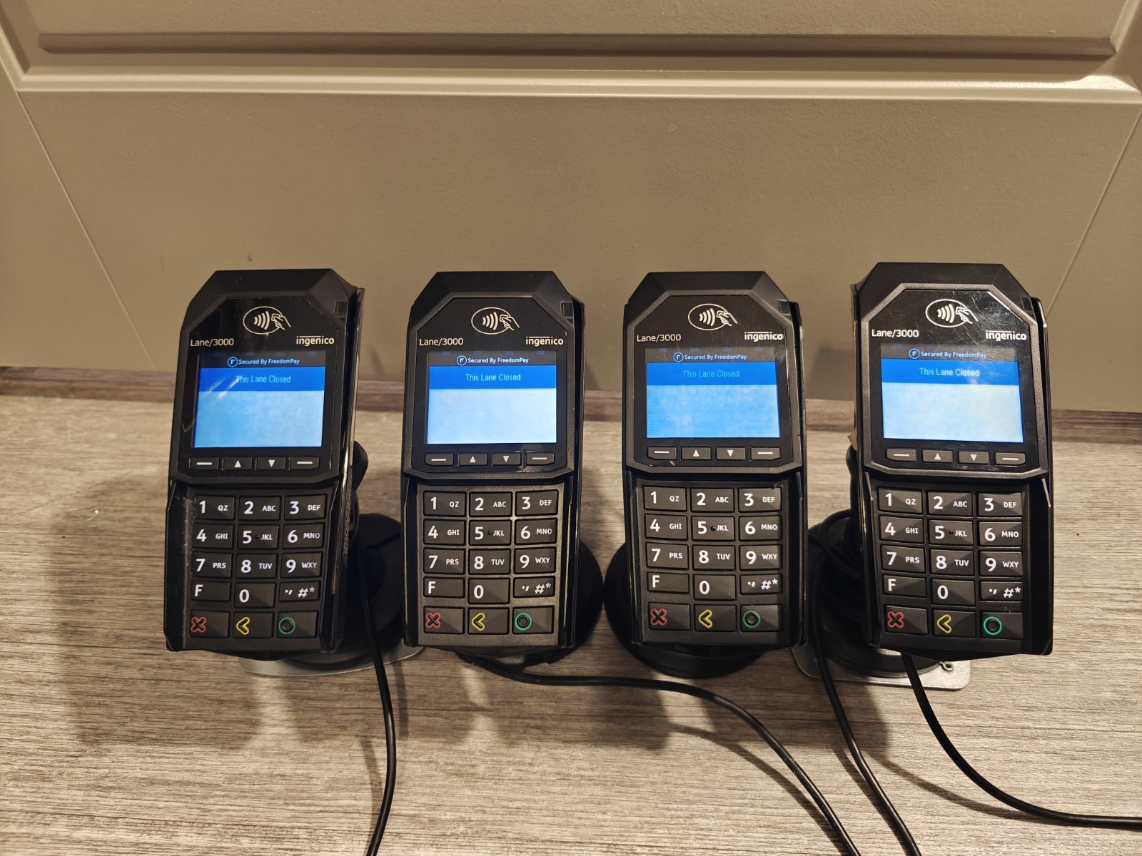 Lot Of 4 INGENICO Lane/3000 USB Credit Card Readers with stands and cables