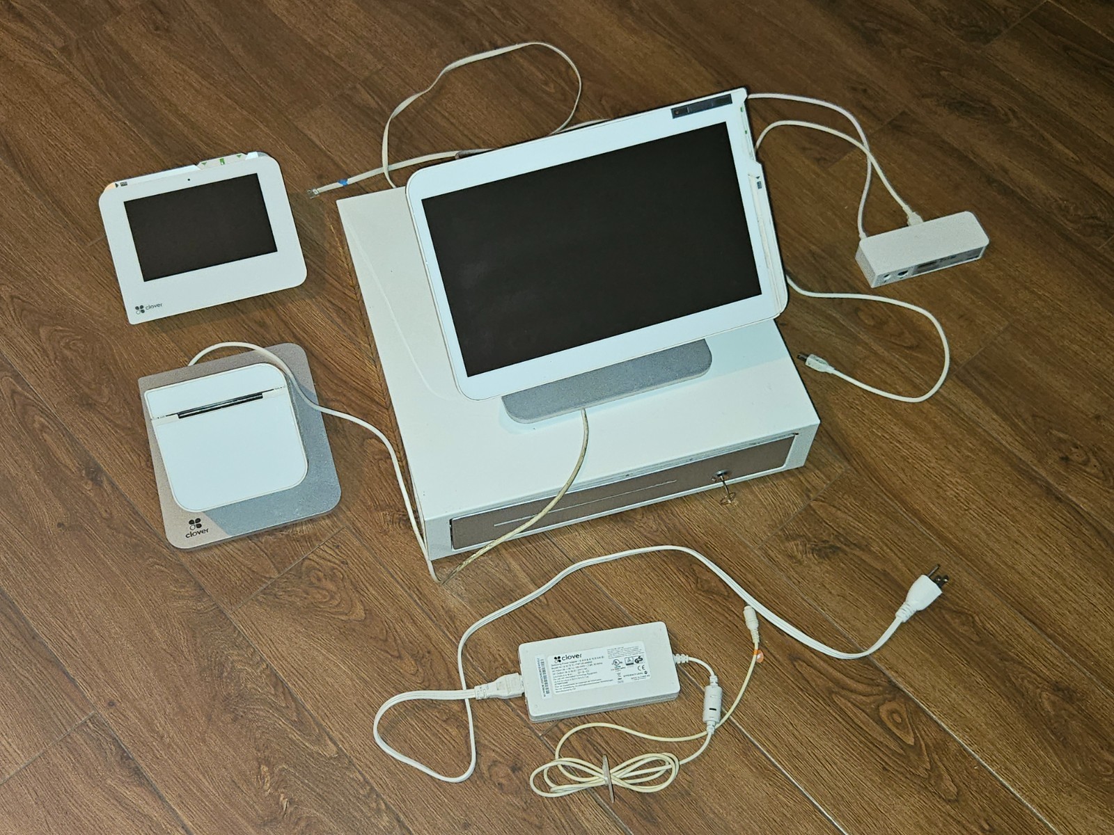 Clover Station Duo – Requires New Processing Account