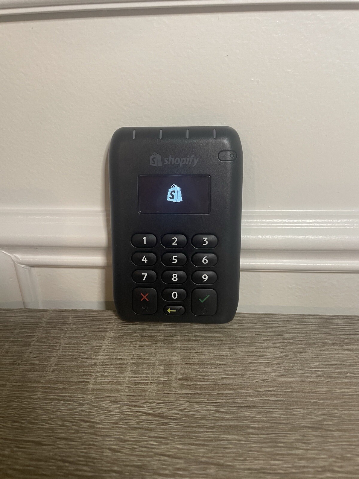 Miura Shopify M010-PROD30-V2-2 Portable Bluetooth Card Reader read Descrip (#8)