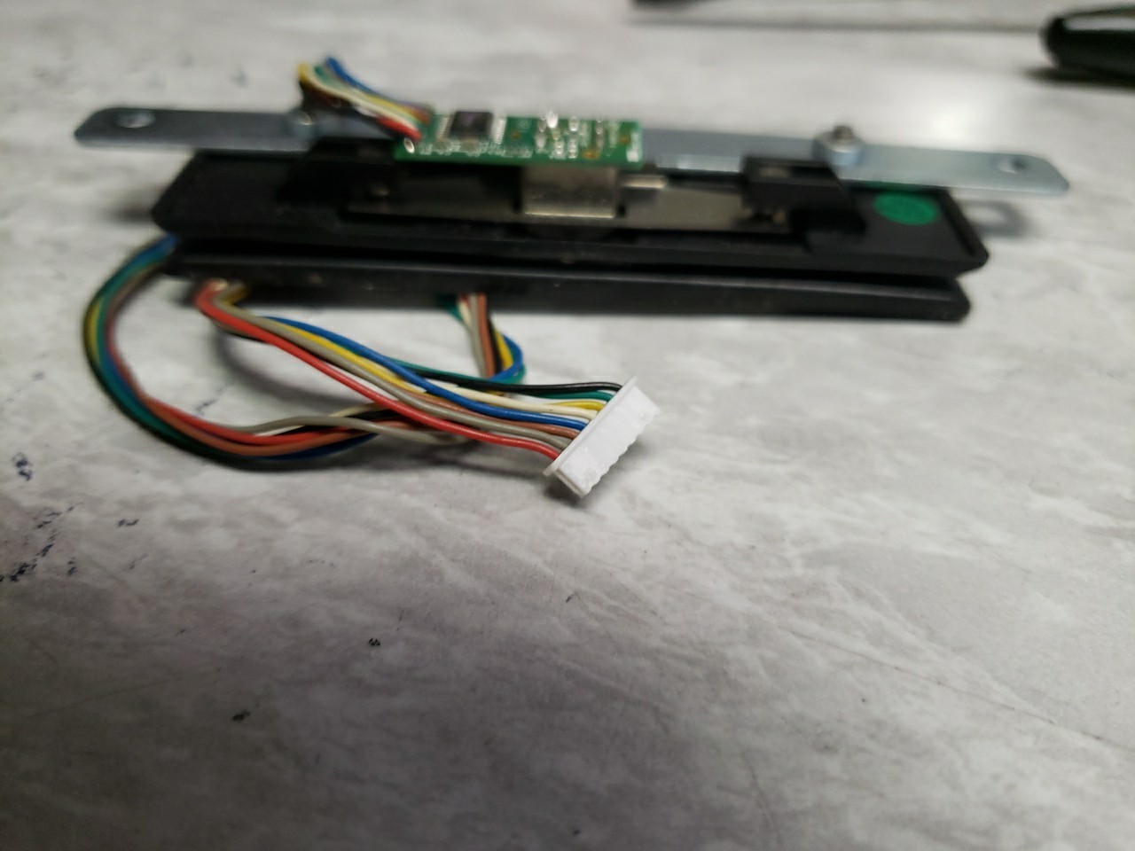 PAR3330-12 – ID Tech MiniMag Card Reader – BLACK FREE SHIP