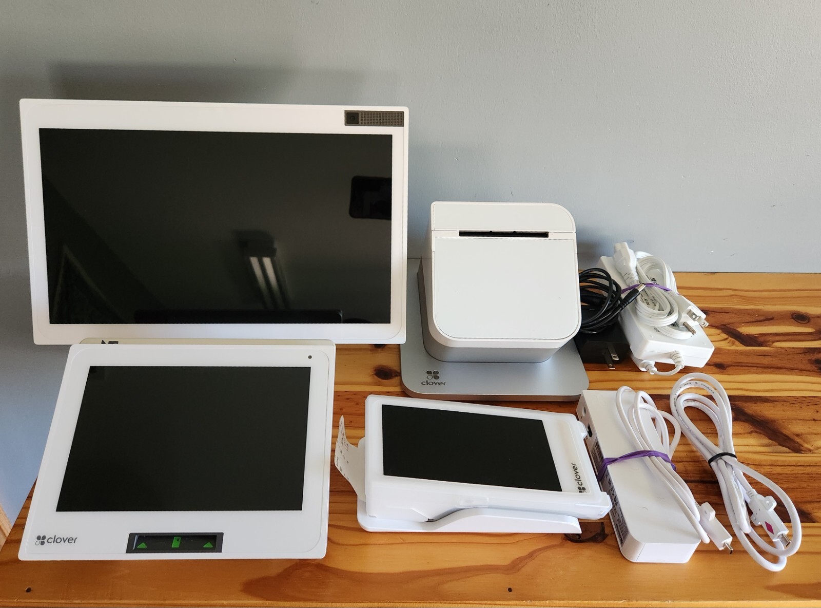Clover POS Systems – Station Duo & Flex – USB Hub & power – No Cash Box