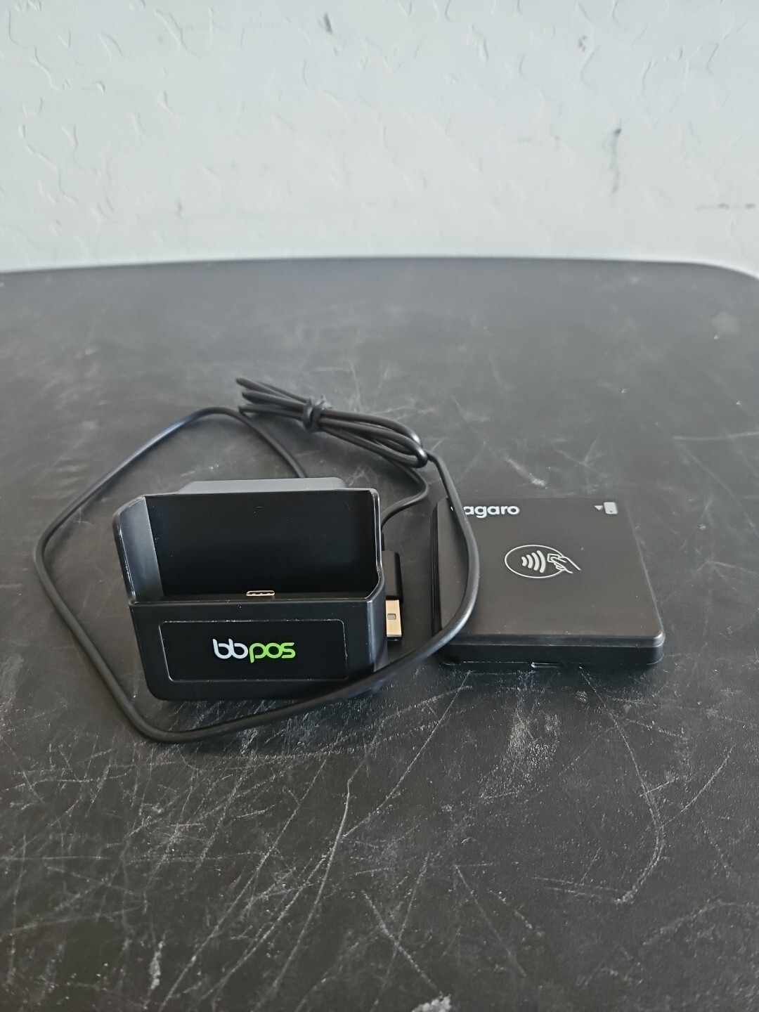 BBPOS Chipper BT Bluetooth Magstrip / EMV / NFC Card Reader