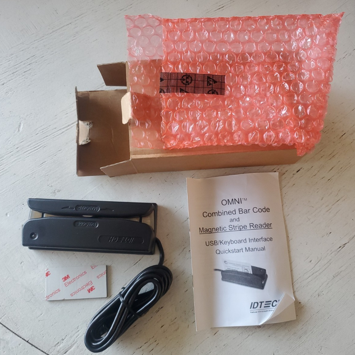 IDTech Omni Combined Bar Code and Magnetic Stripe Reader New Open Box