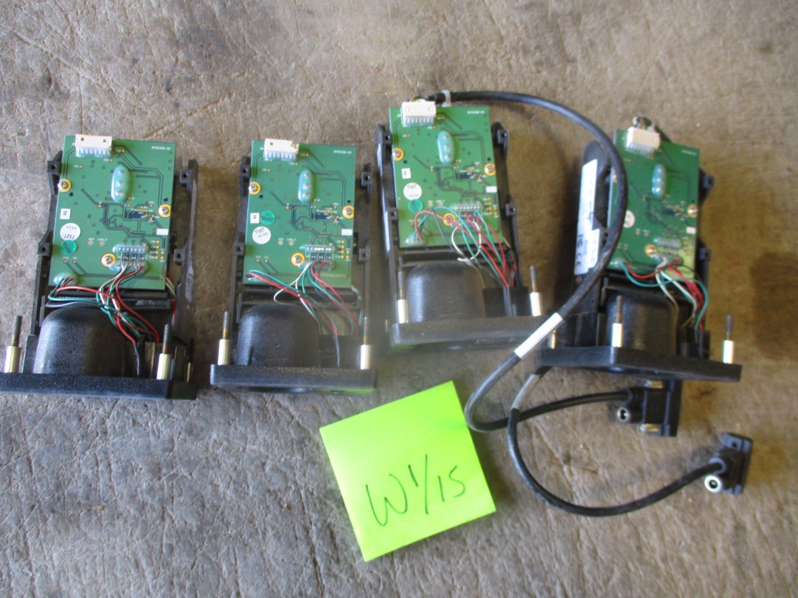 Lot of 4 ID Tech Credit Card Reader SPTE-283-33-1NN0C-001-C1, Vending