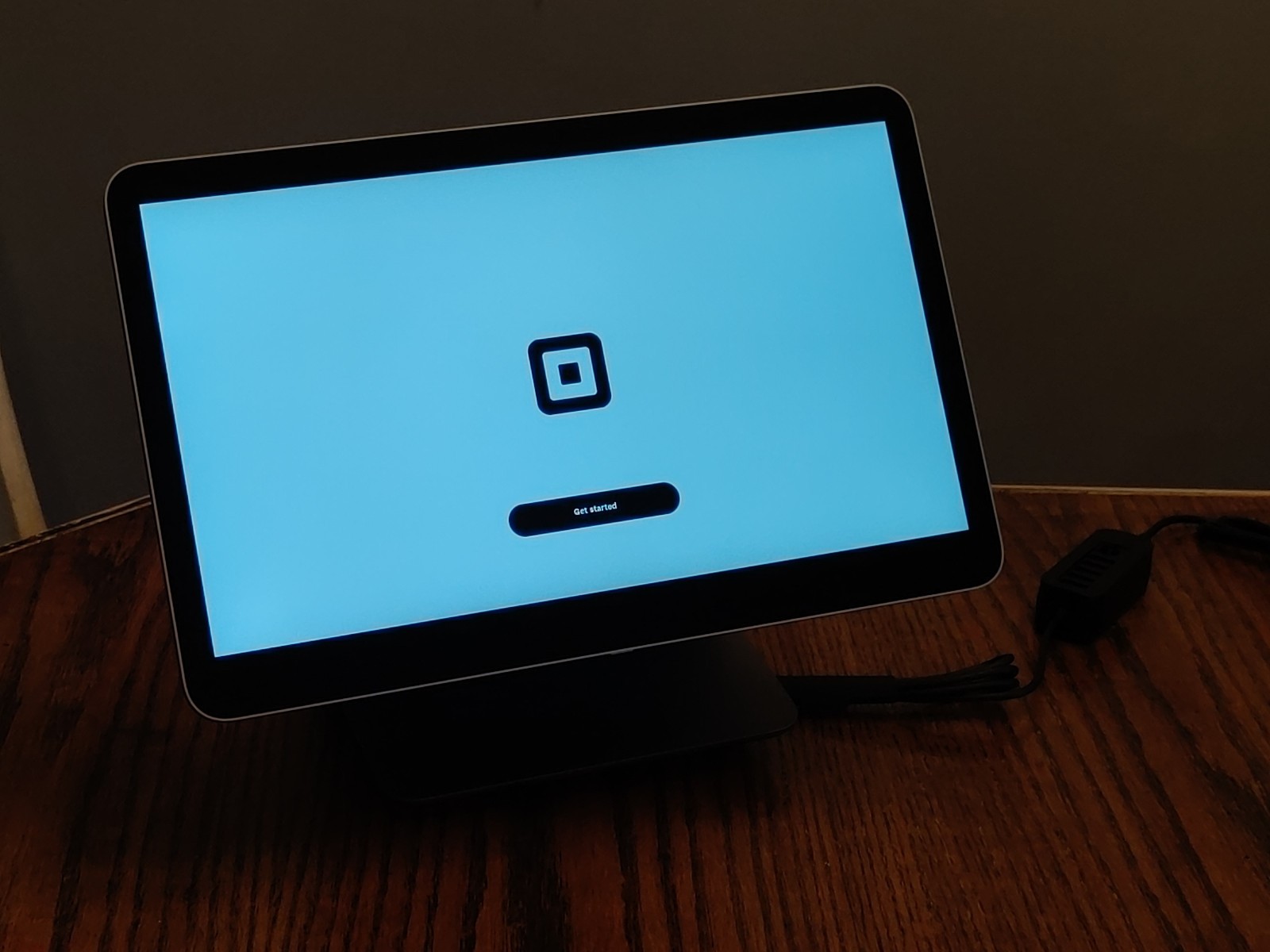 Square POS Register SPS1-01 w/ integrated Terminal USED Super Clean accessories