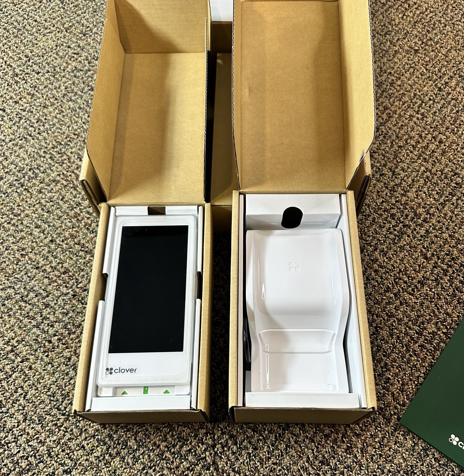 Clover Flex 4 C406 POS Terminal w Wireless Cradle 1YJ7ZZZ000P LOCKED New ￼