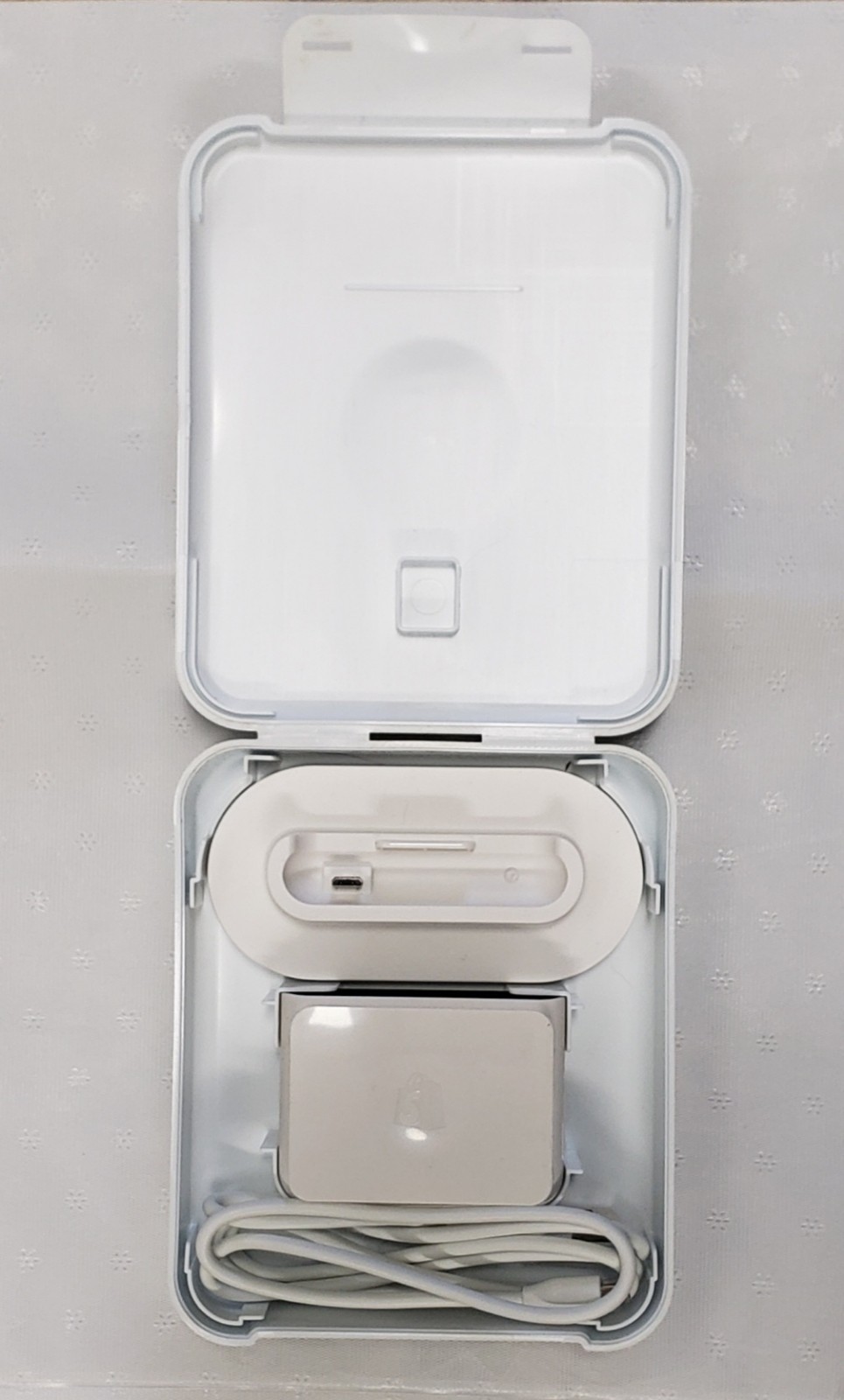 Shopify Credit Card Reader Chip & Swipe White, Open Box