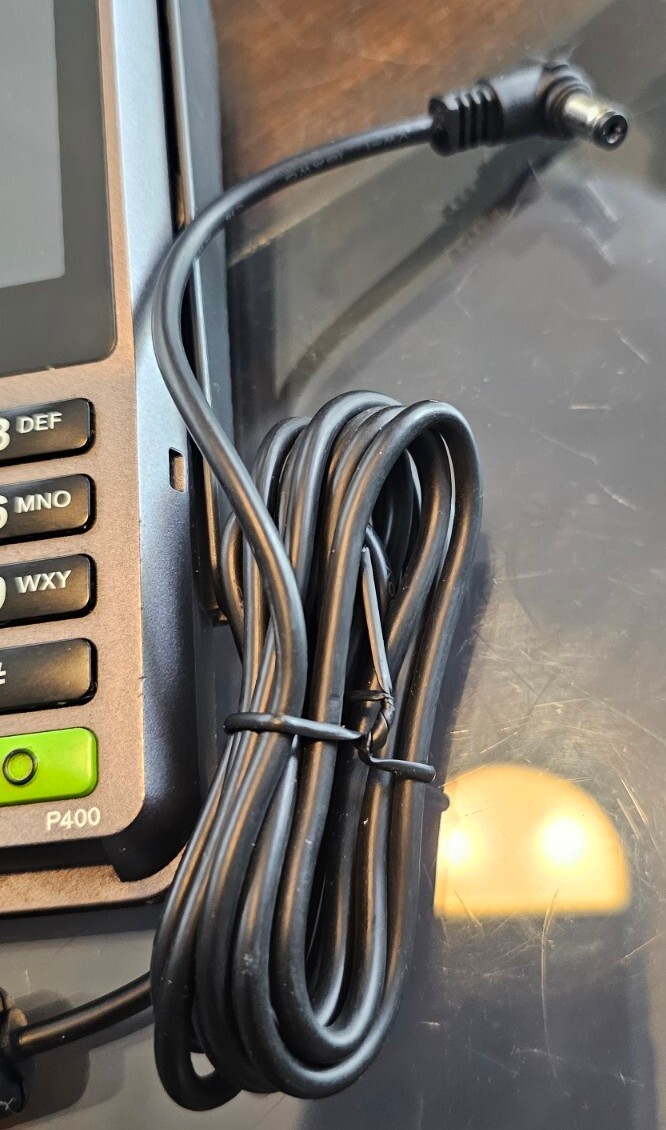Verifone P400 Plus PIN Pad M435-003-04-NAA-5 With Power Cord