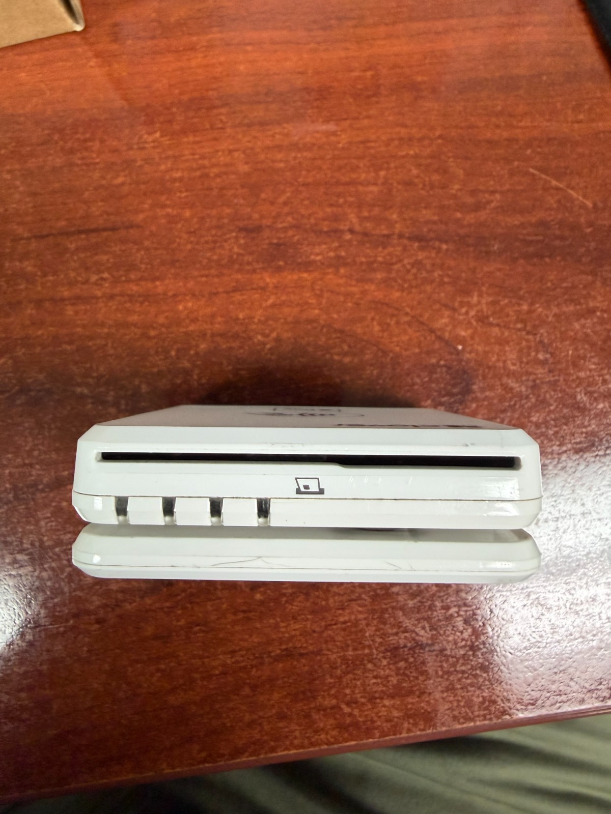Clover Go RP457C Contactless + Chip + Swipe Card Reader in White NEW IN BOX!