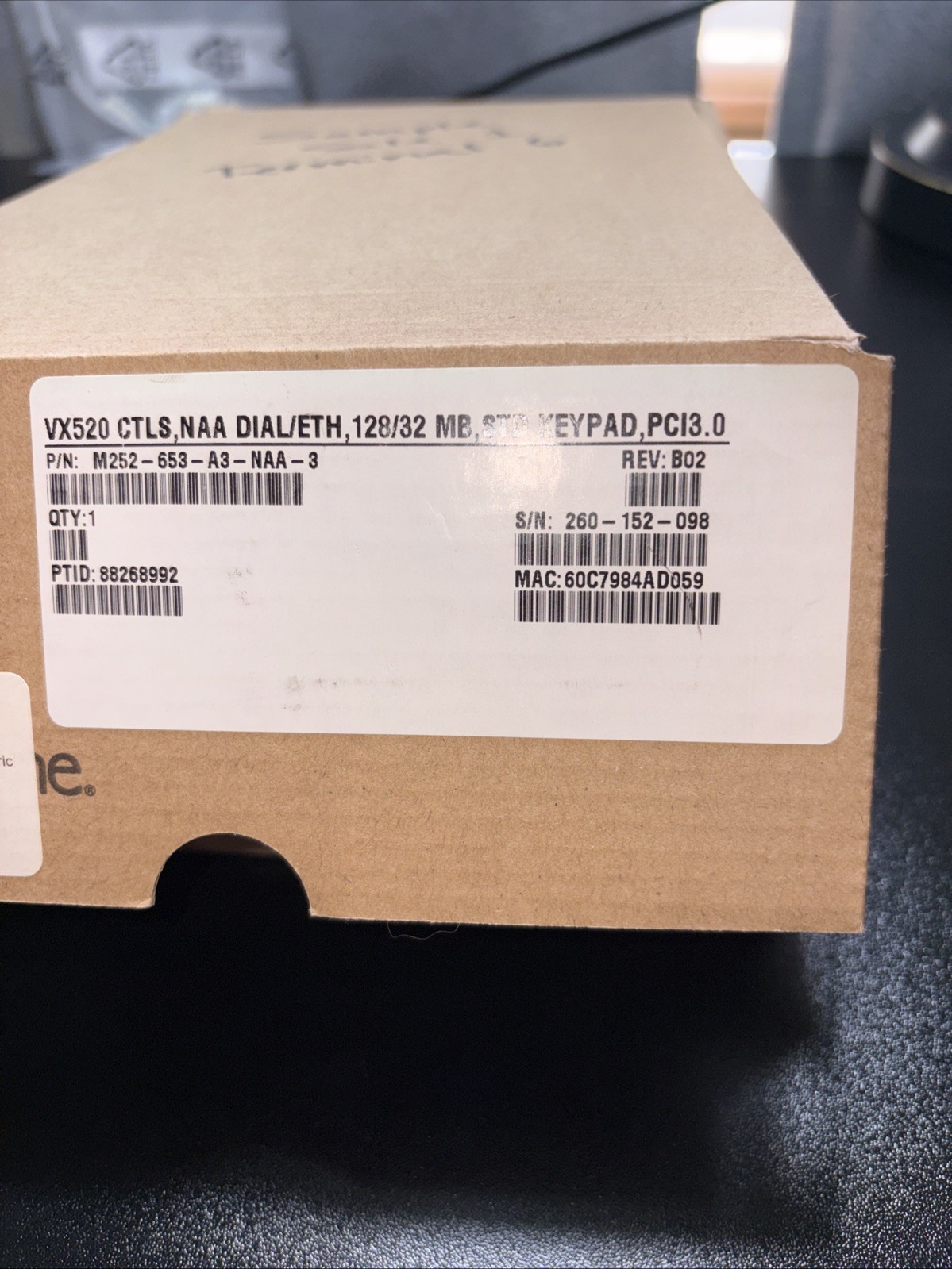 VeriFone VX 520 CTLS M252-653-AD-NAA-3