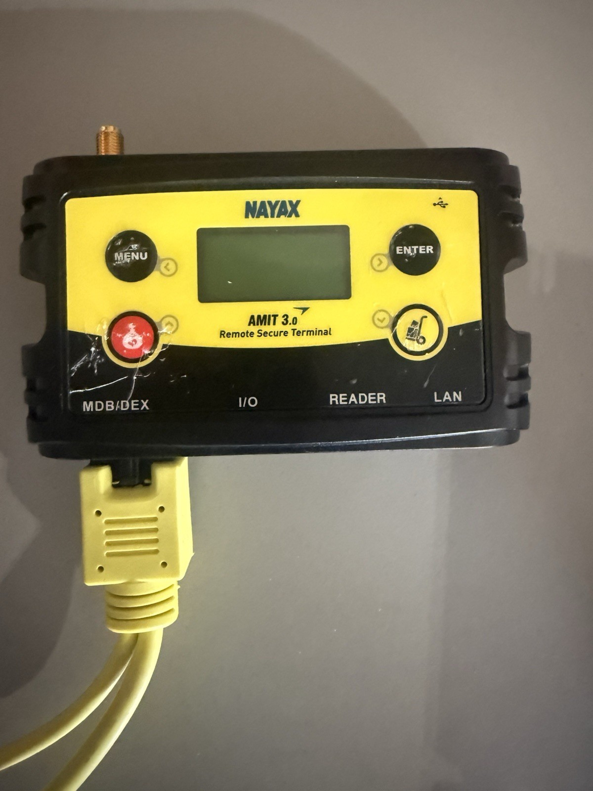 Nayax AMIT 3.0 VPOS Wired Credit Card Terminal Reader w/ Yellow Cables Android