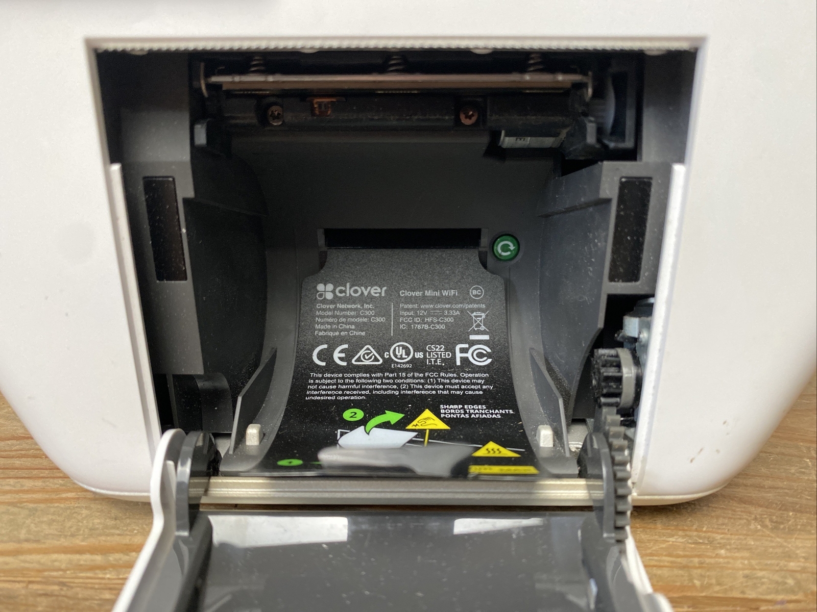 Clover Mini Wi-Fi C300 Contactless Tap-To-Pay POS System, Credit Card Reader 