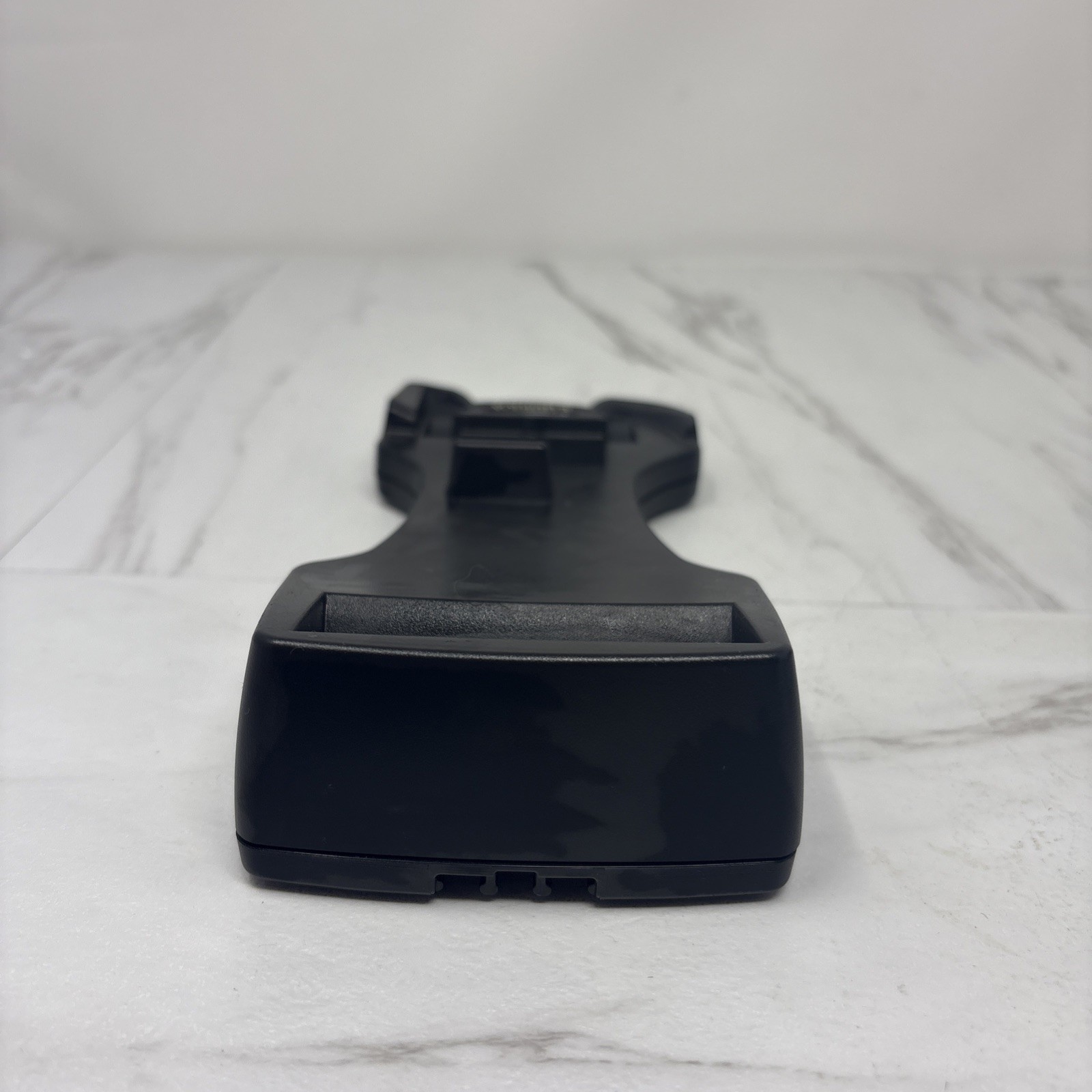 Hypercom Equinox M4230 Wireless Credit Card Terminal with Stand D4210
