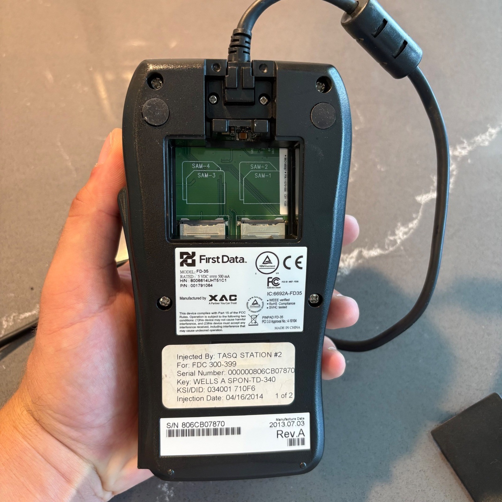 First Data FD35 Credit Card Terminal Reader Payment Processing System Processing
