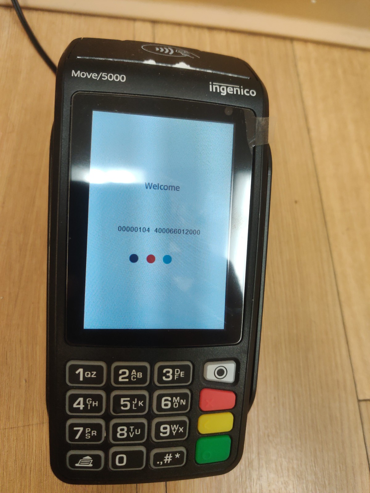 Ingenico Move 5000 with Charging Base