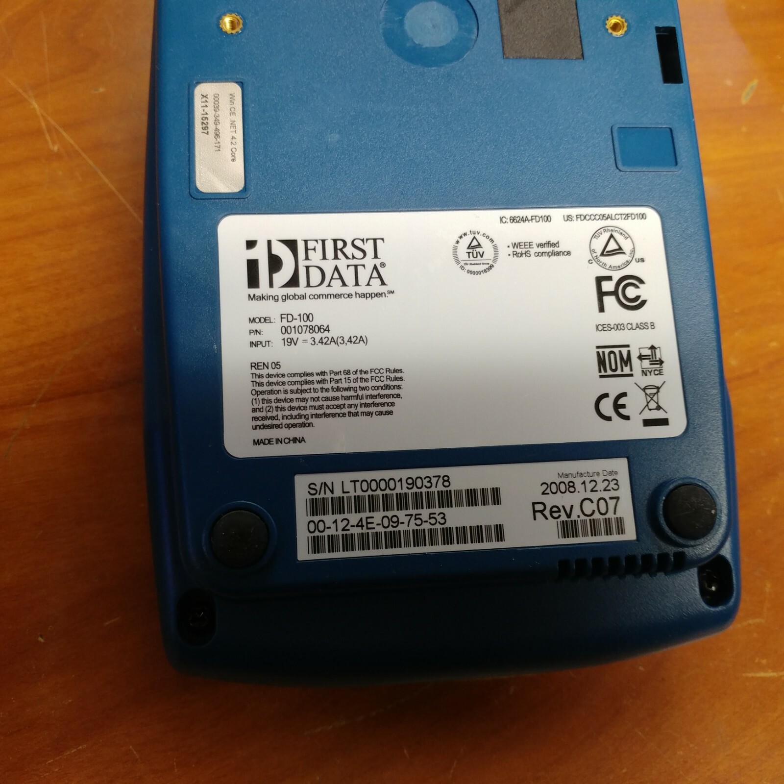 First Data FD100 Credit Card Terminal