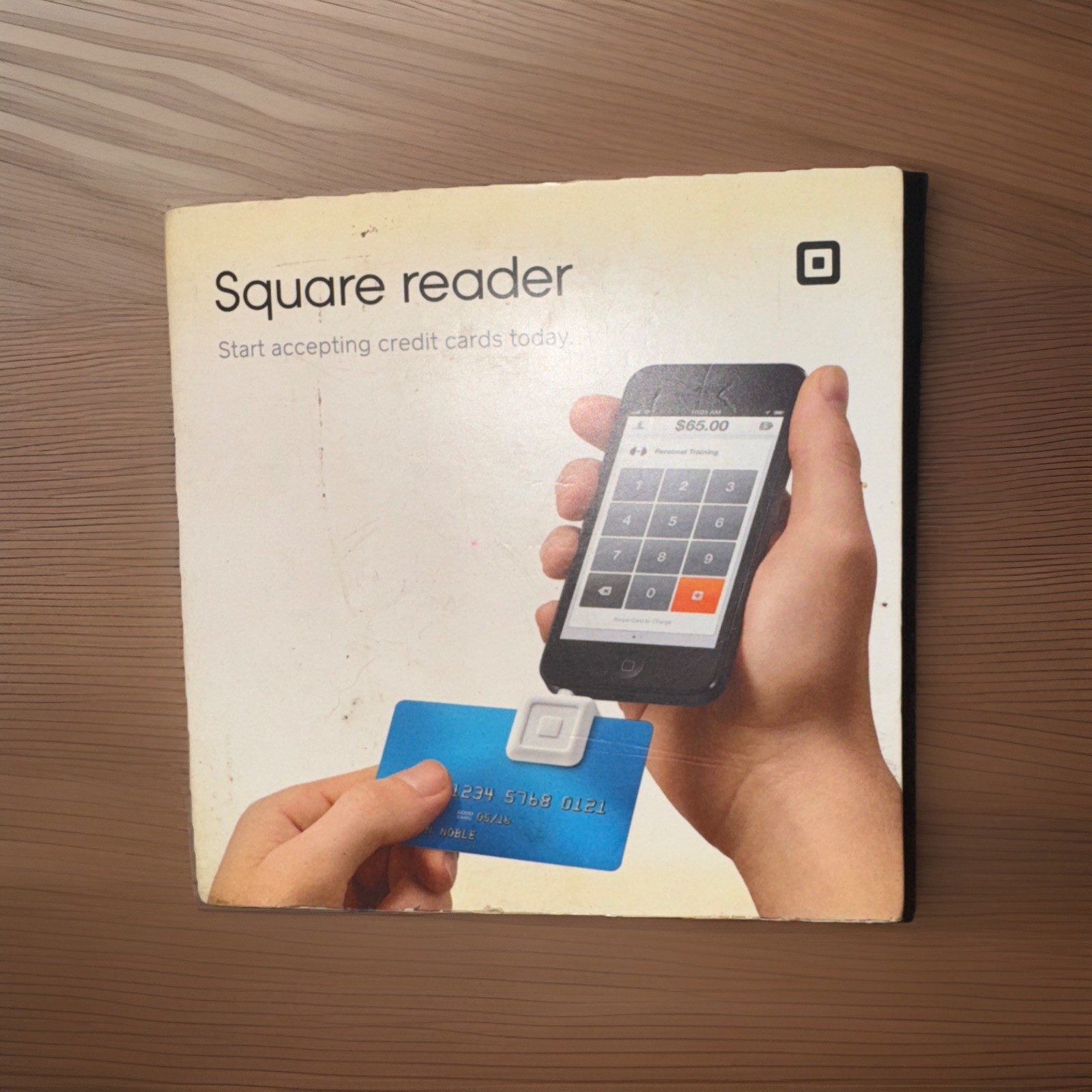 Square Credit Debit Card Reader 3.5mm Headphone Aux Jack White iPhone Android