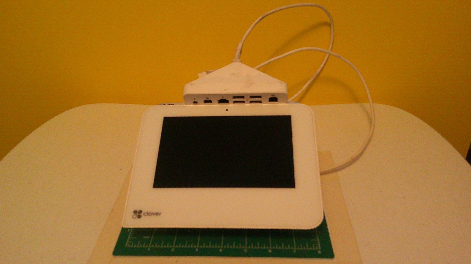 CLOVER Mini Wifi All in one Credit Card Processor ( UNTESTED )