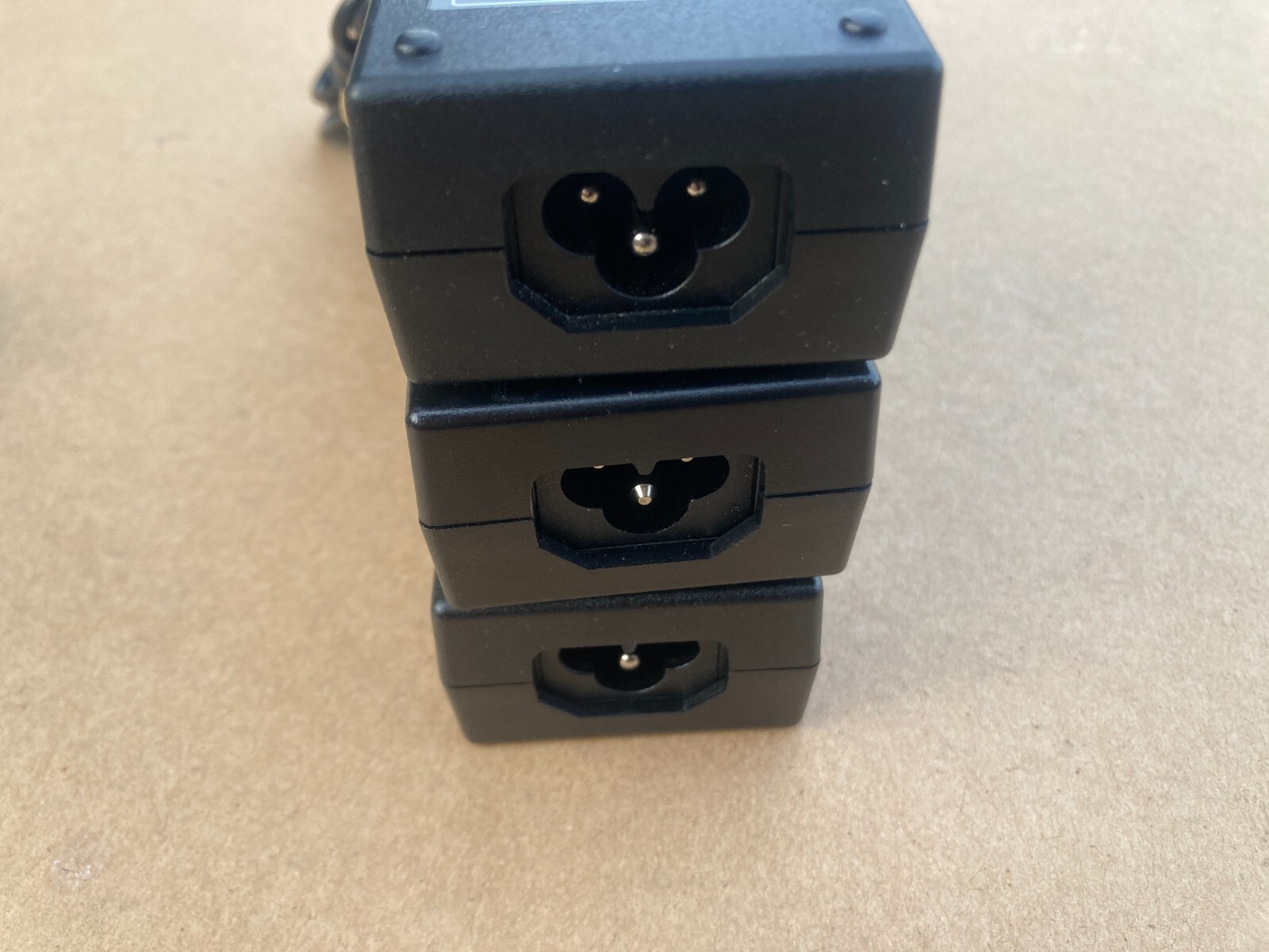 Lot of (3) CLOVER (2) FSP040-RHBN2 A, (1) FSP040-RHBN3. 12V 3.33A POWER SUPPLY.