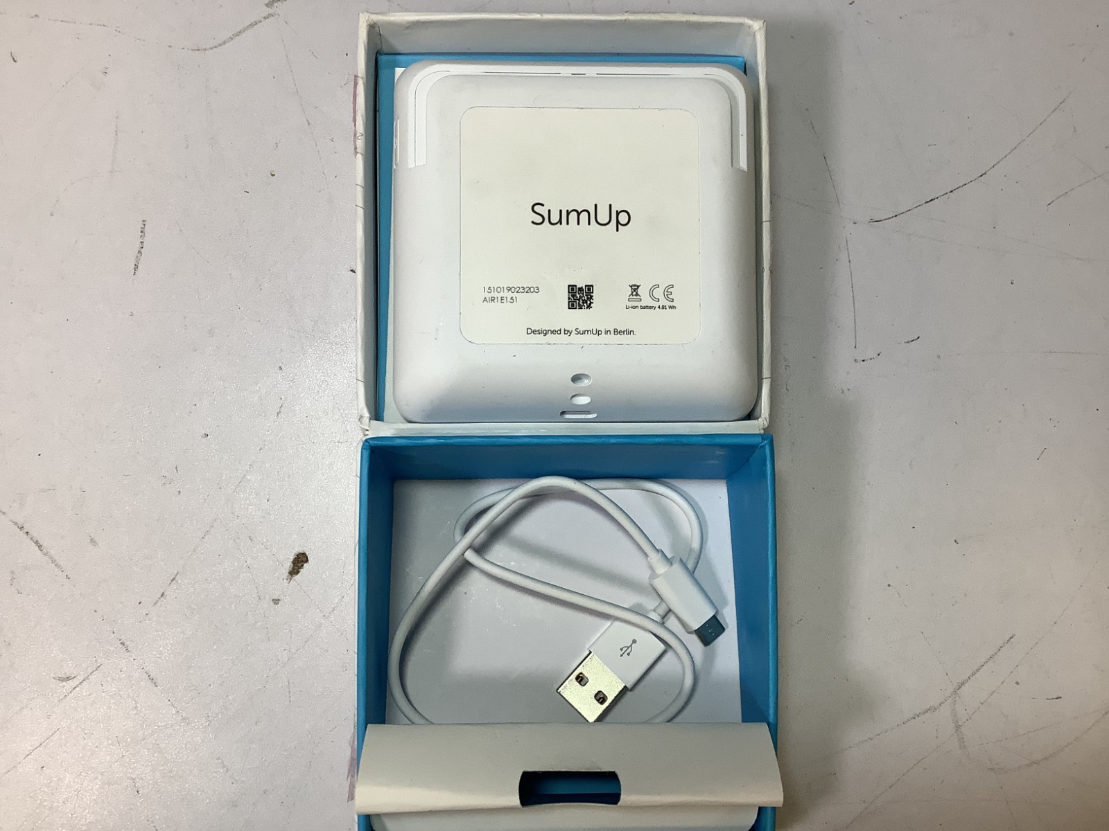 SumUp AIR1E151 Wireless Card Terminal Reader with Lithium-ion Battery L-B1E