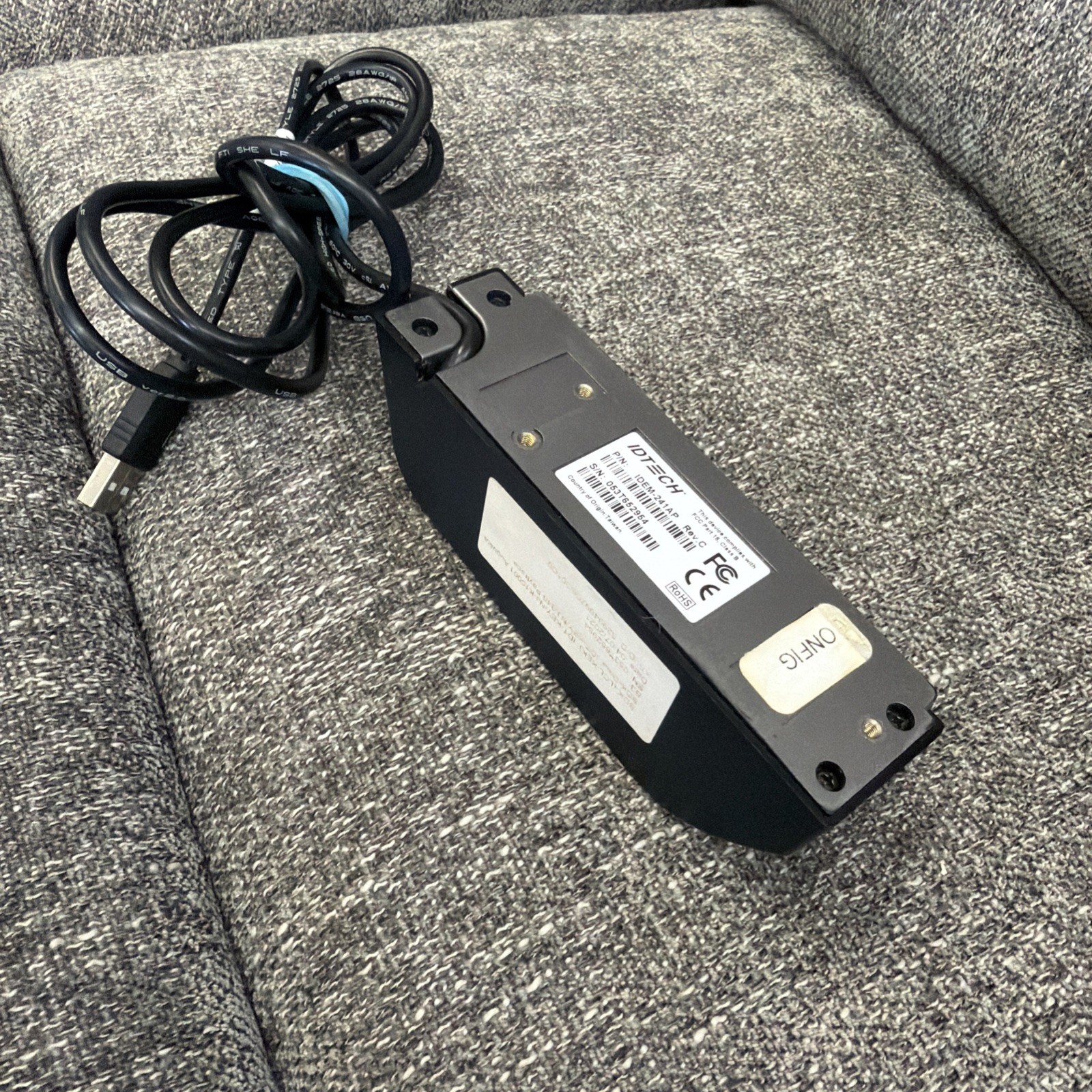 ID Tech Augusta USB HID MSR & EMV Magnetic Swipe Card Reader IDEM-241 Open Box