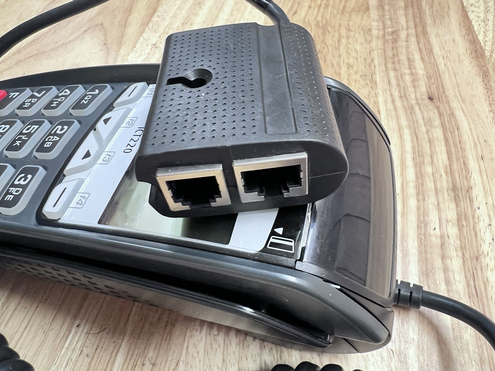 Ingenico iCT220 Credit Card Terminal With Power Supply And Ethernet Port