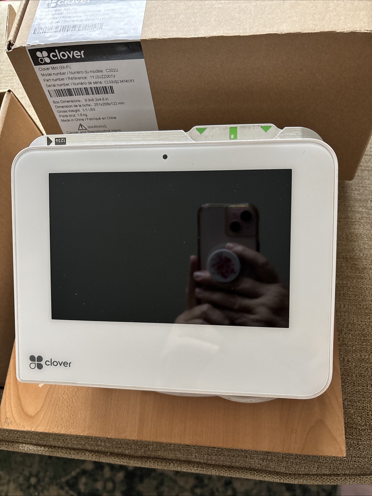 Clover Mini Wi-Fi C300 POS System w/ Triangle Hub and Power Cord