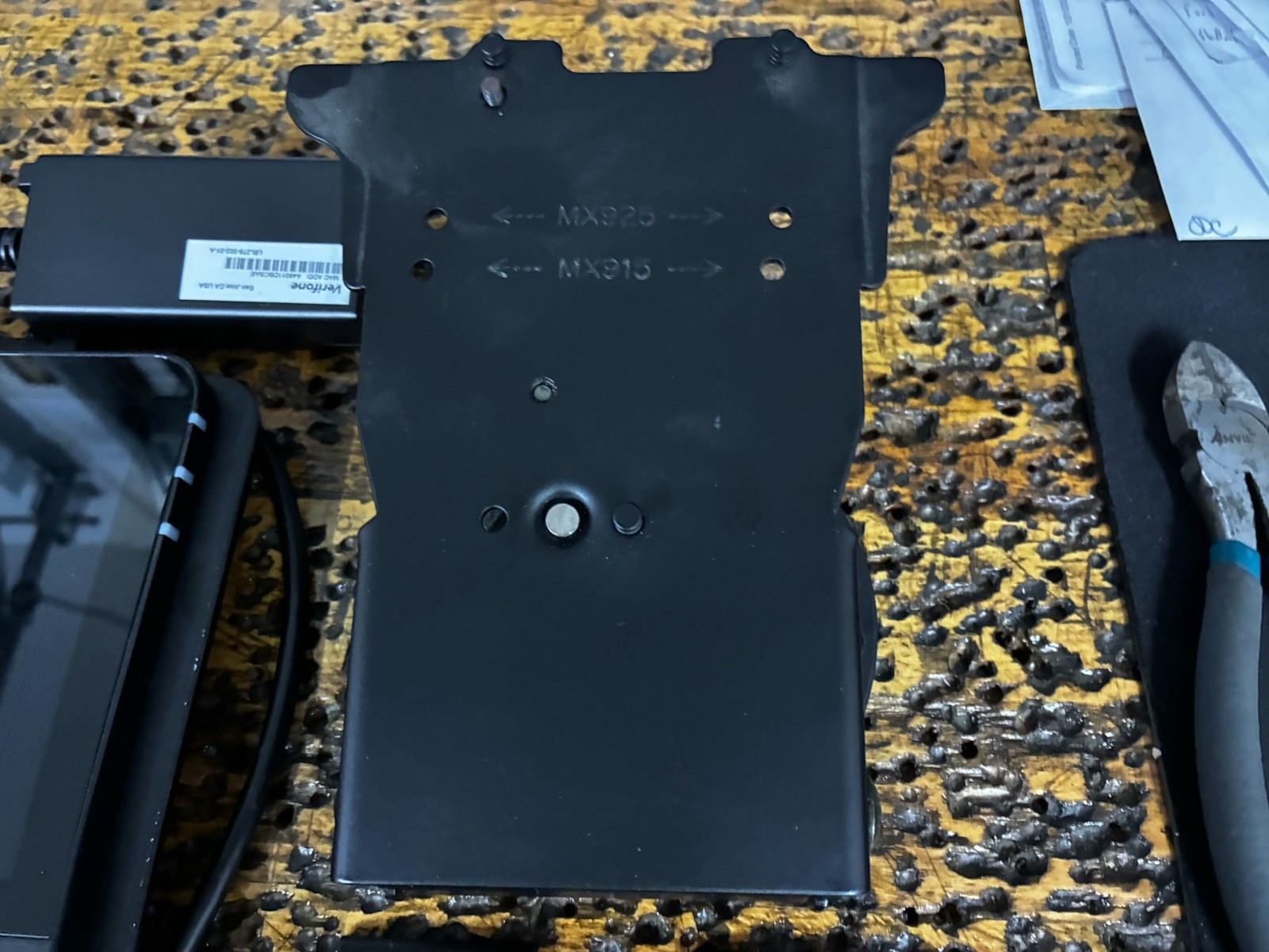 Verifone M440 Credit Card Pinpad W/ Pedestal