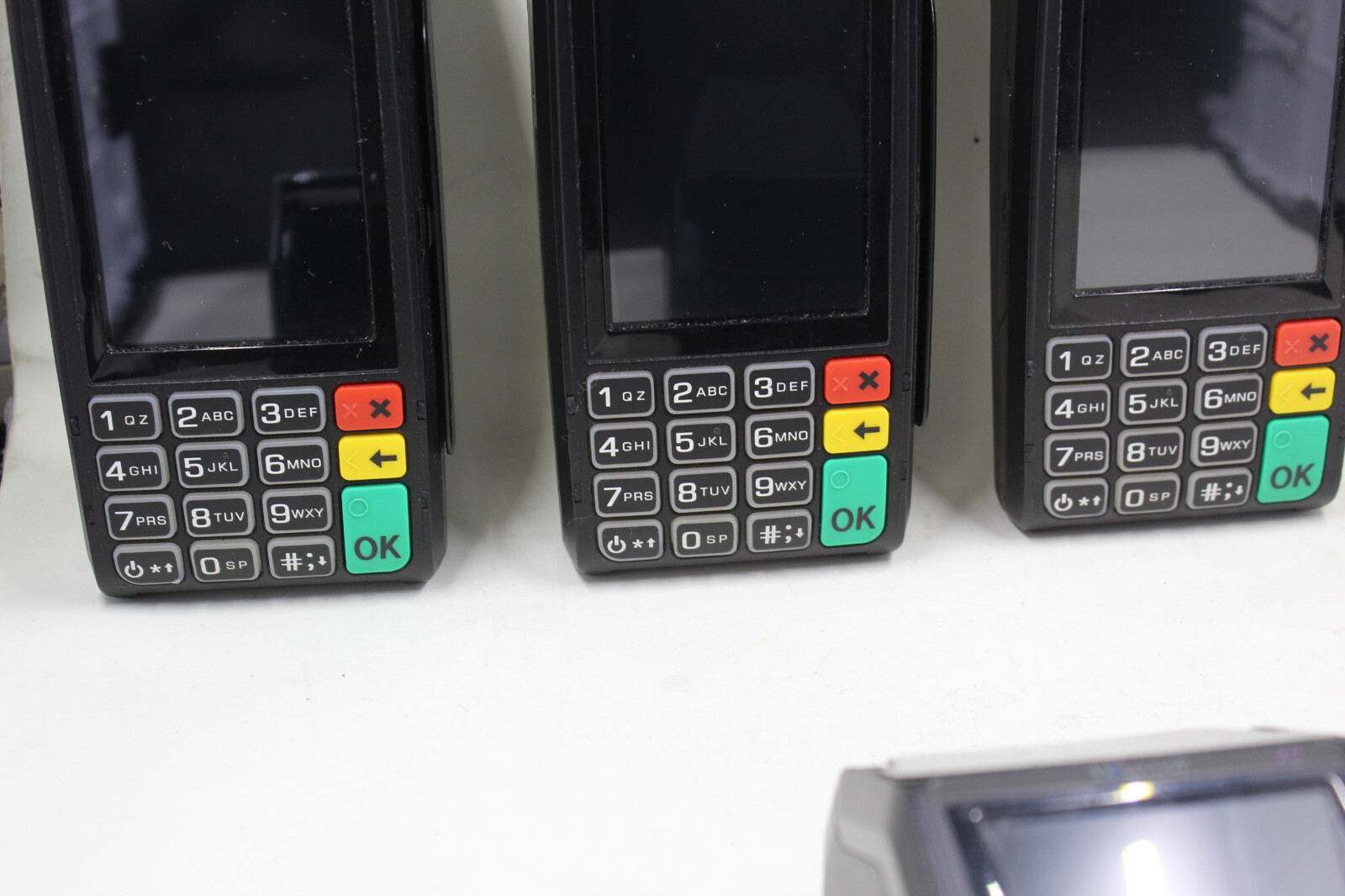 Lot of 5 Dejavoo Z8 Vega3000 Credit Card Reader Terminals – Wholesale Deal