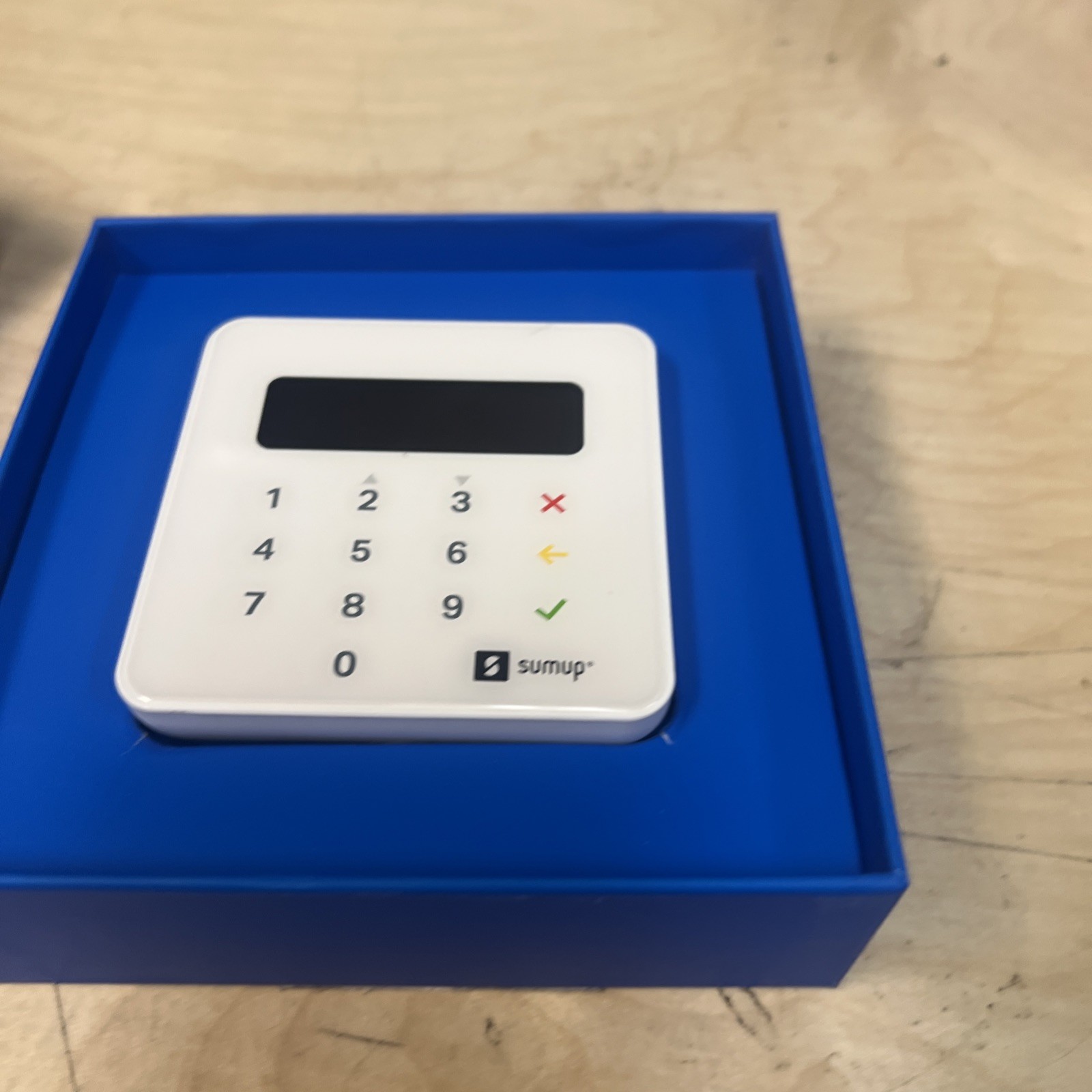 Sumup Plus Card Reader Bluetooth – NFC RFID Credit Card Reader for Smartphone