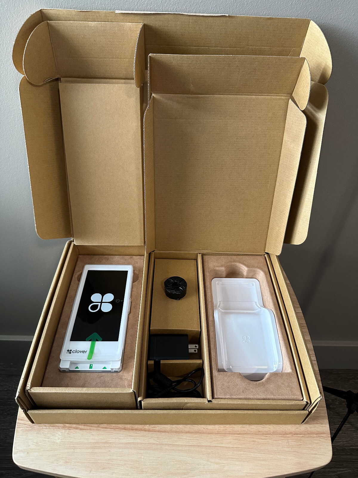 Clover Flex 3 C405 Handheld POS with Wireless Cradle (Brand New, Unused)