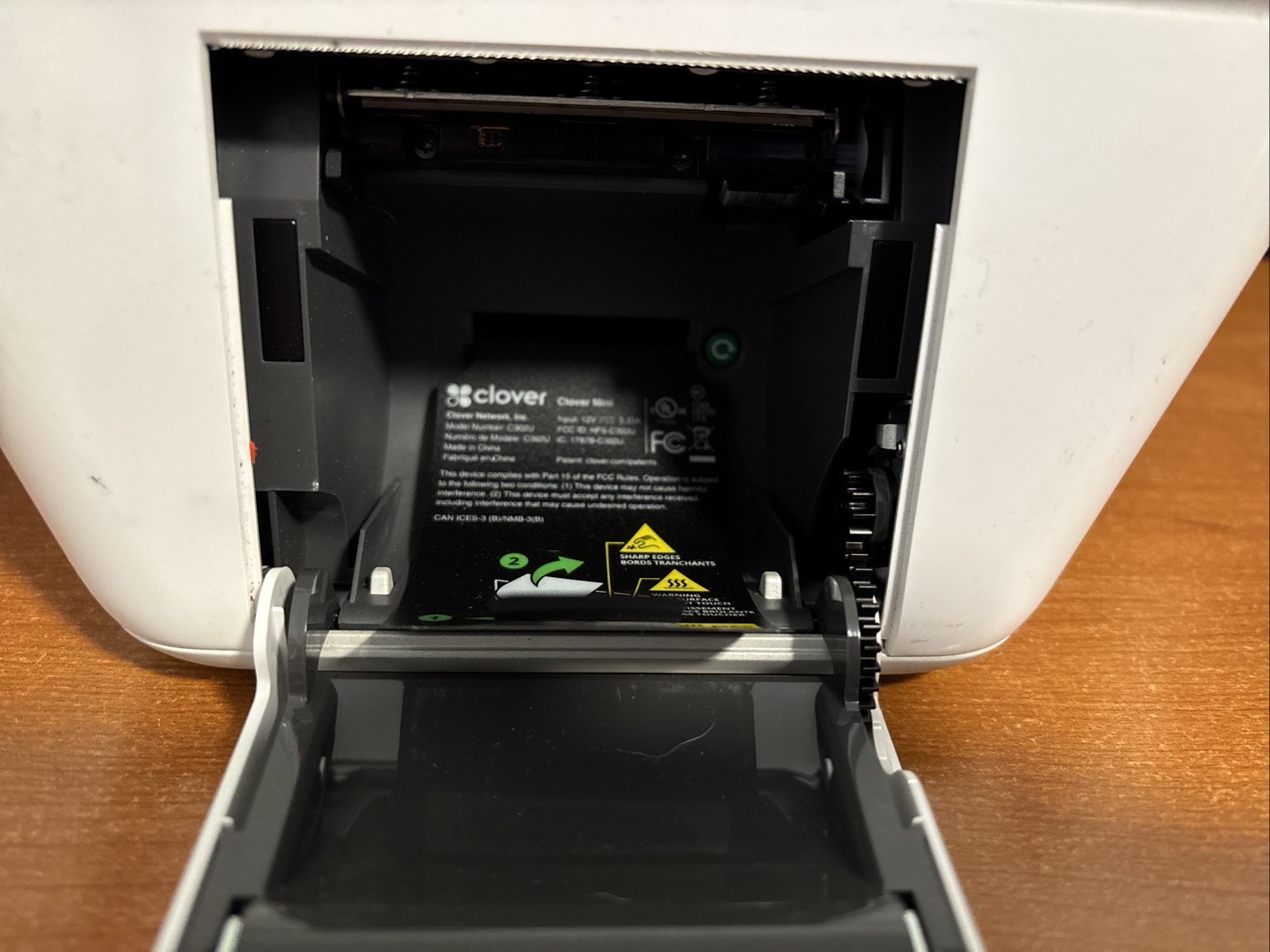 Clover Mini C302U POS System (No power cord – Untested)