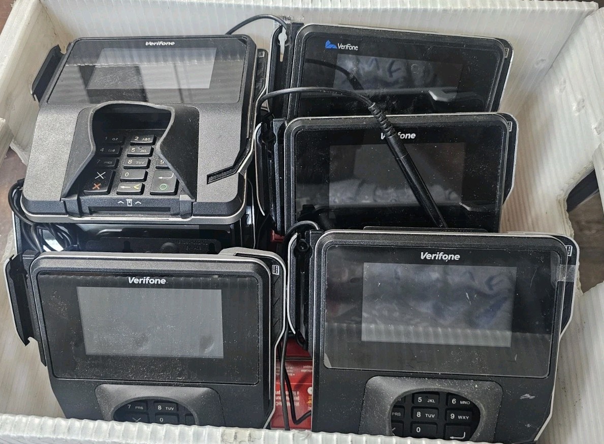 LOT OF 9 Verifone MX925 Credit Card Payment Terminal (8) MX915 – (1) M400