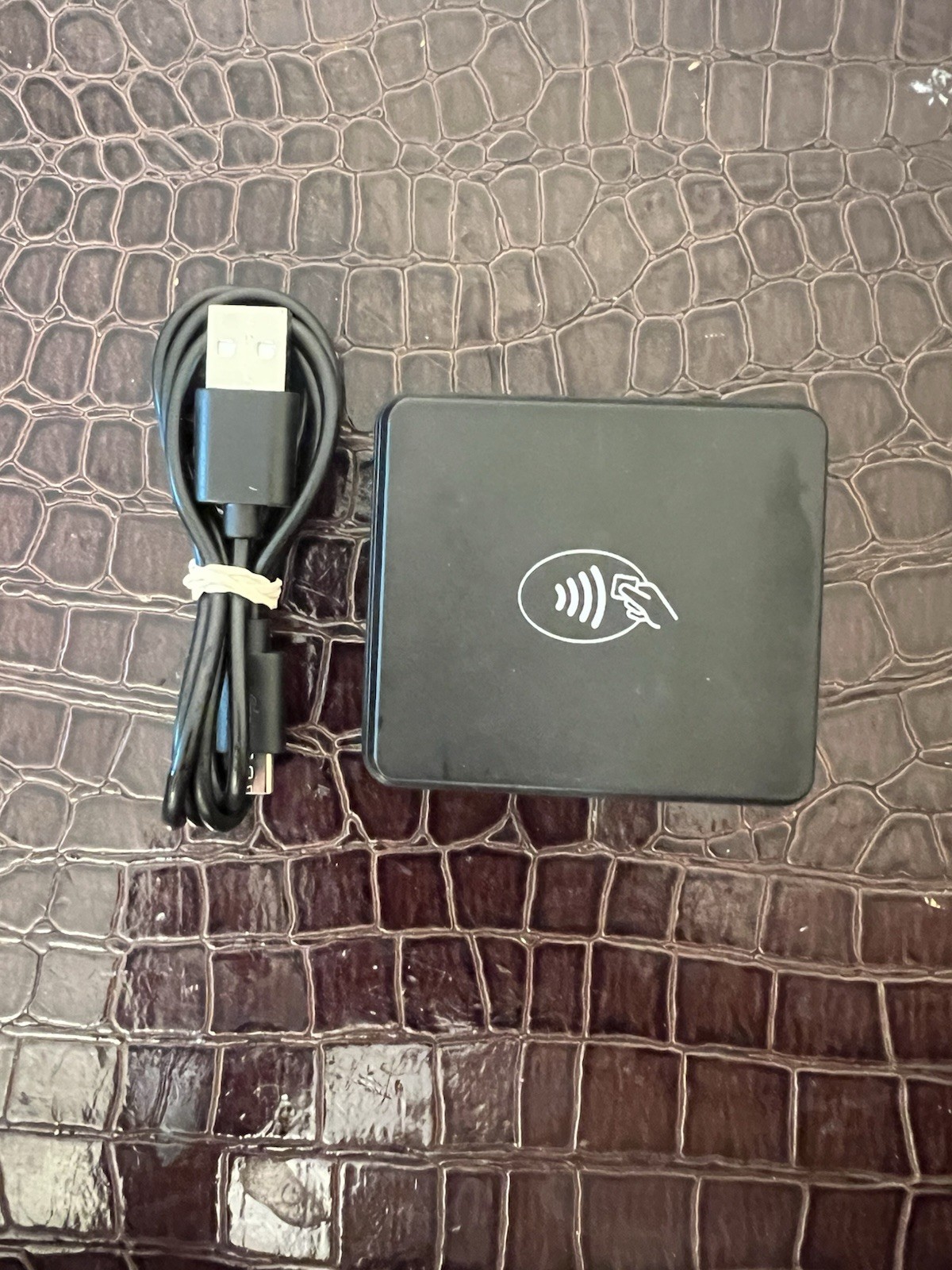 BBPOS Chipper 2X BT CHB29 Portable Credit Card Reader PAYMENTS ANYWHERE
