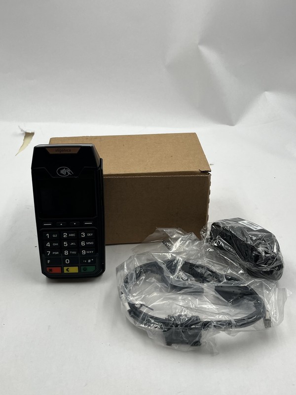 INGENICO LANE/3600 POINT OF SALE TERMINAL WITH ACCESSORY CABLES TRD70313356B