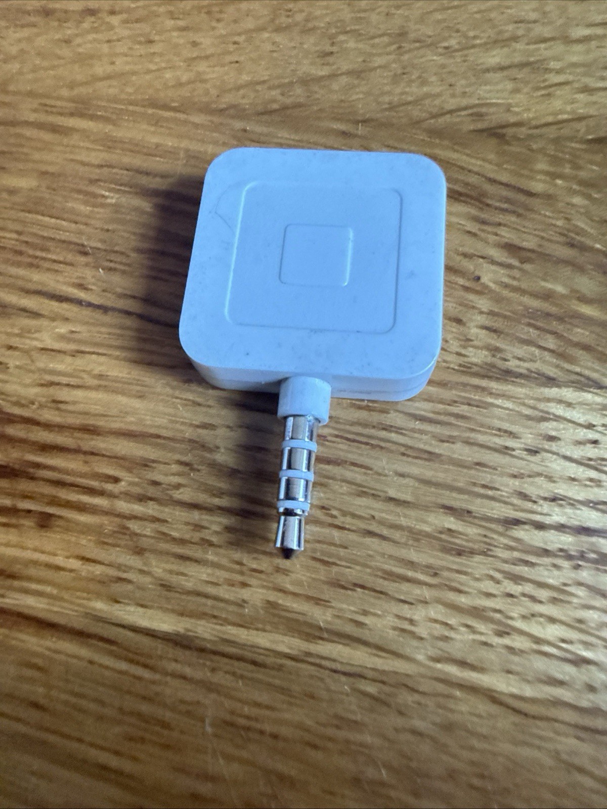 Square – Magstripe Reader with 3.5mm Headphone Connector – White – Pre Owned