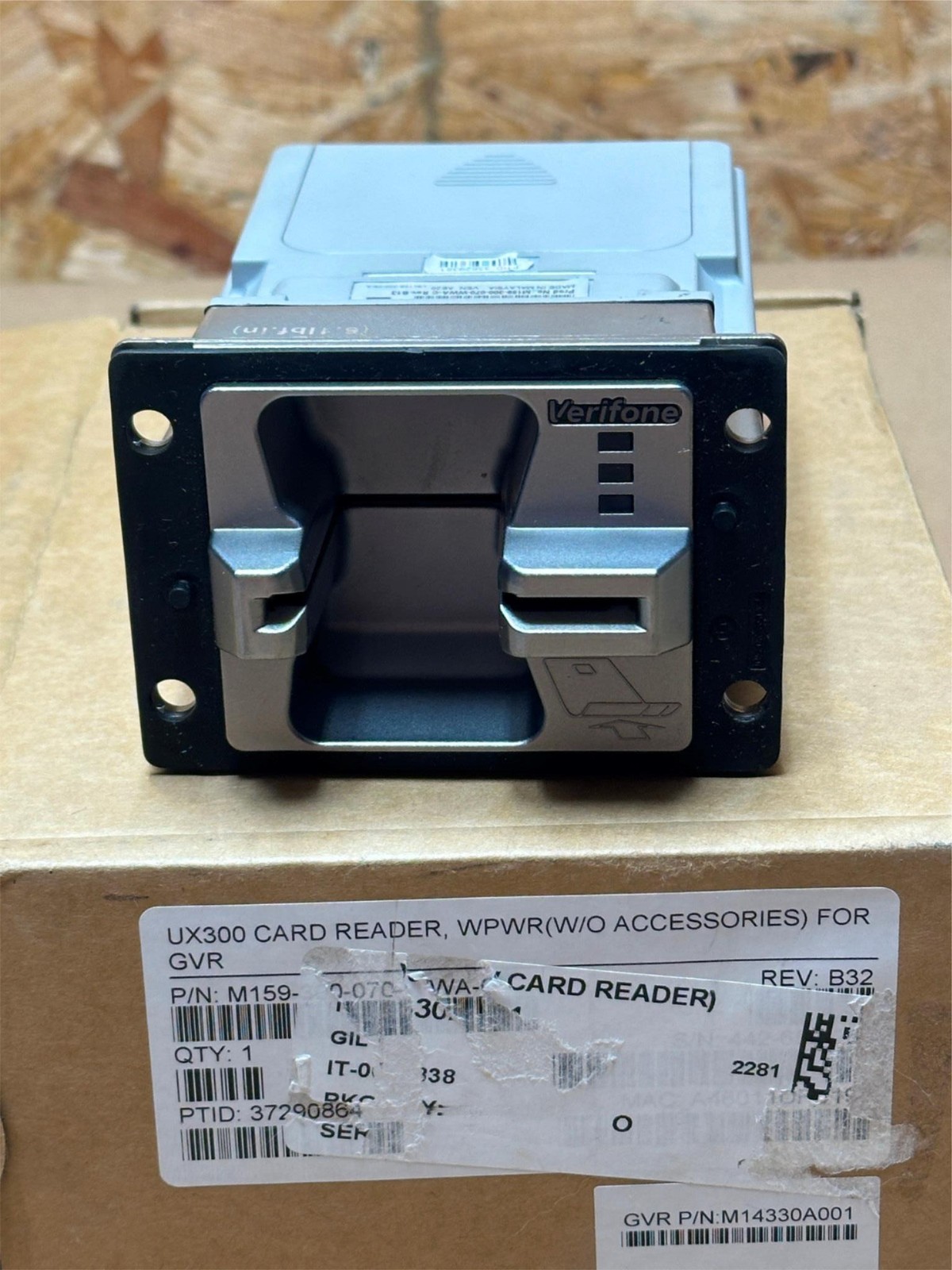 VeriFone M159-300-070-WWA-C UX300 Card Reader Untested