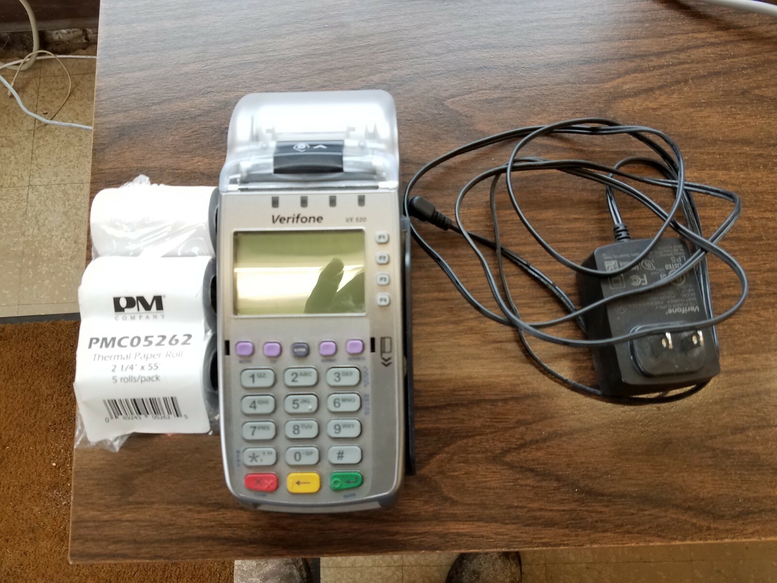 VeriFone VX 520 Dial/Eth/CTLS Credit Card Machine M252-653-AD-NAA-3