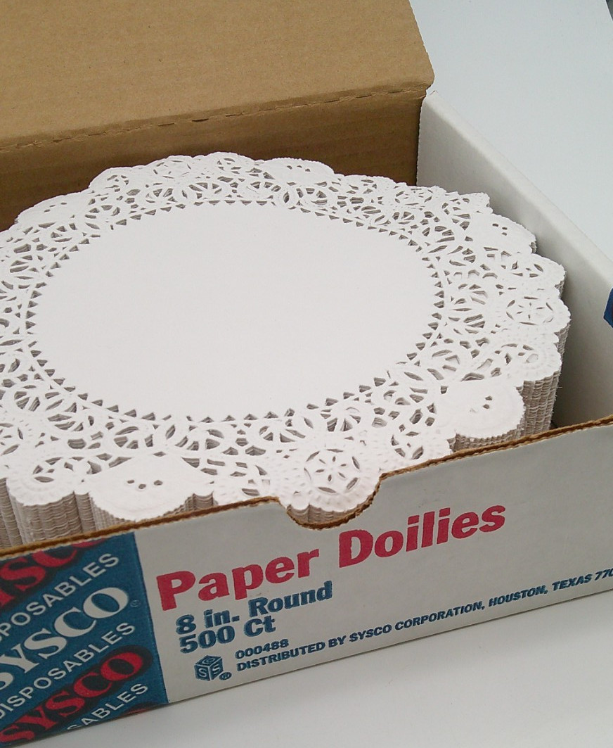 Sysco White Paper Lace Doilies 8 in. Round (500? Count) Opened Box