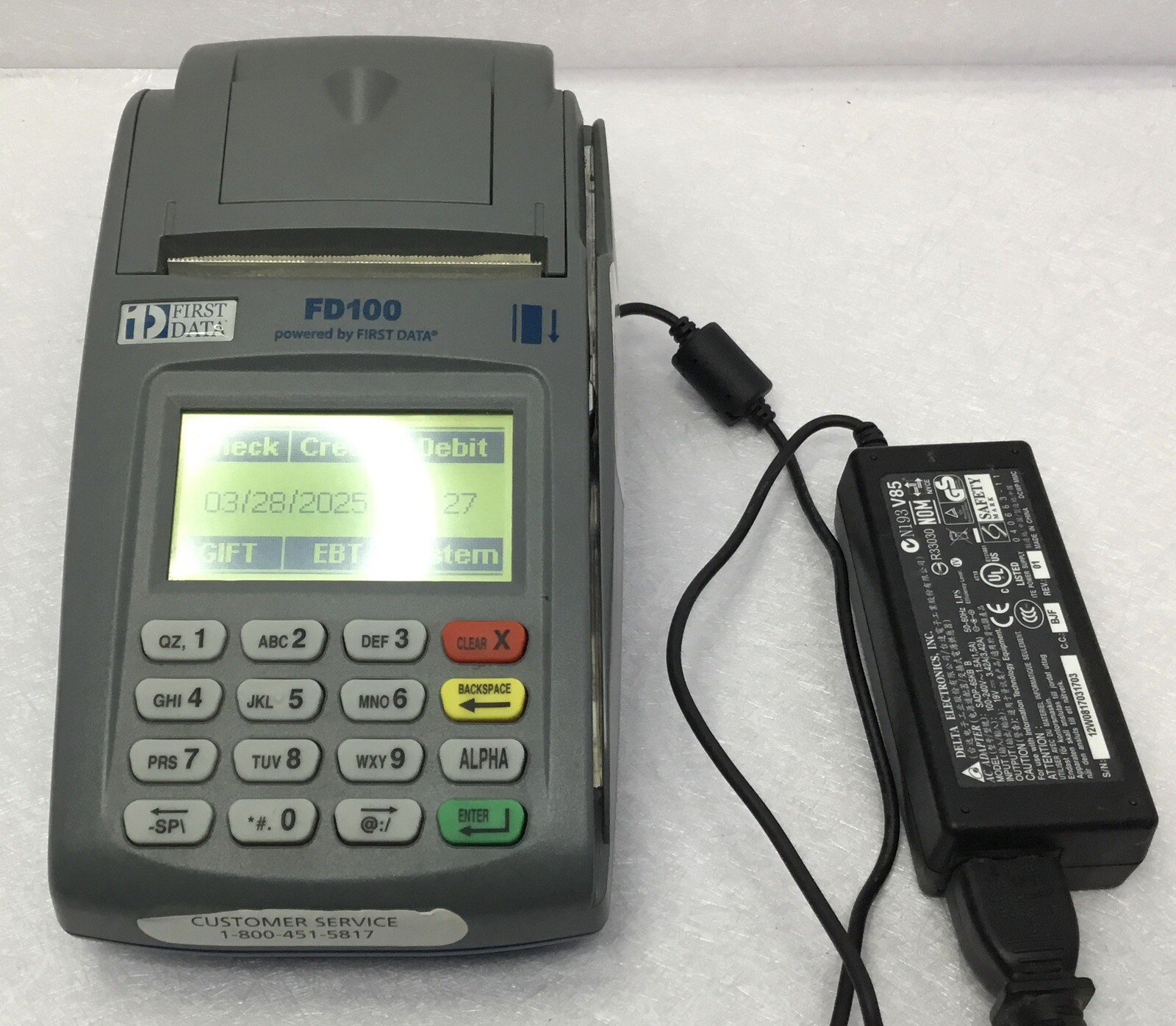 First Data FD100 Credit Card Terminal Not Tested Lights Up Appears To Work