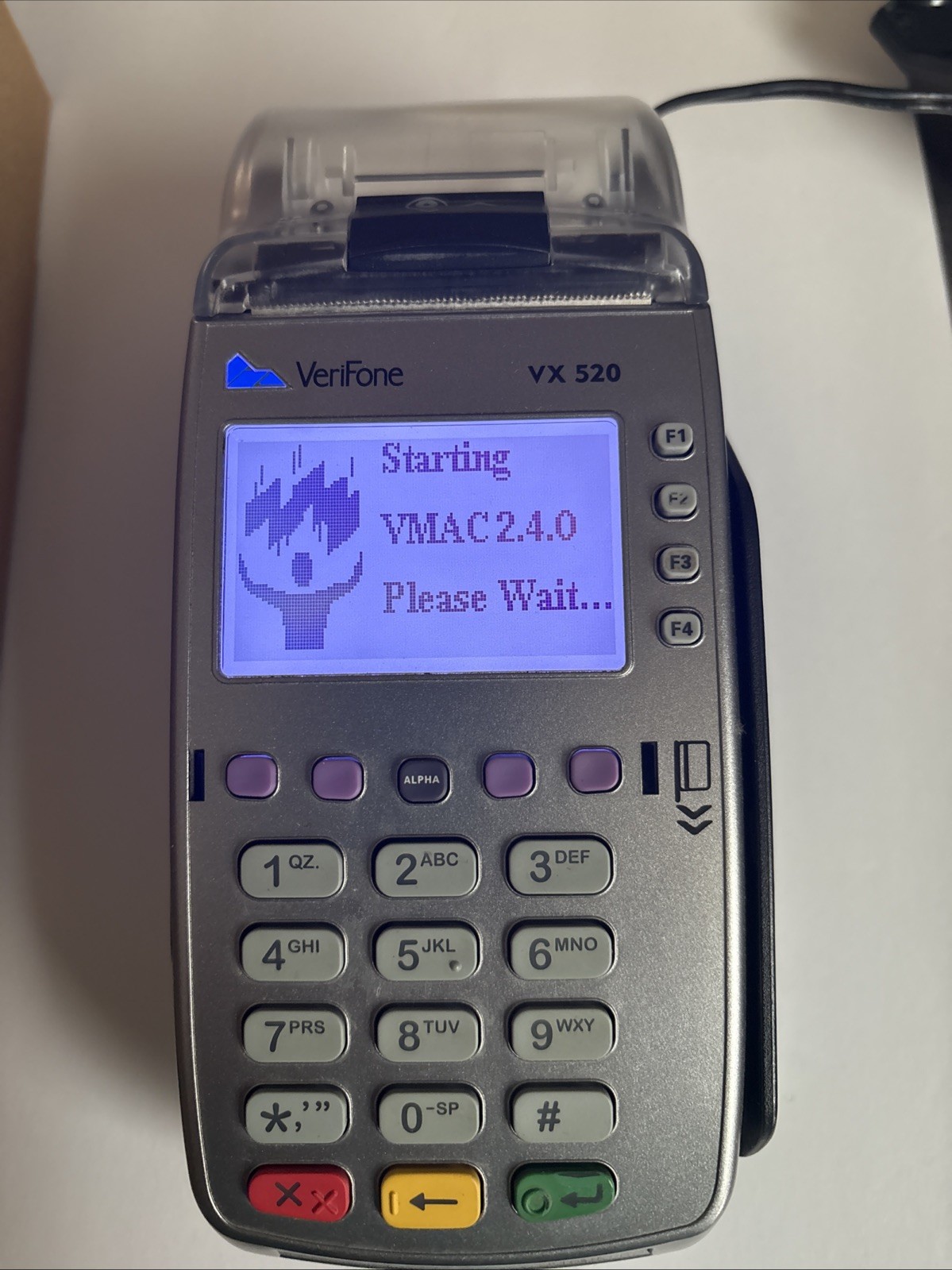 VeriFone Vx520 EMV Credit Card Machine M252-753-03-NAA-3 EUC