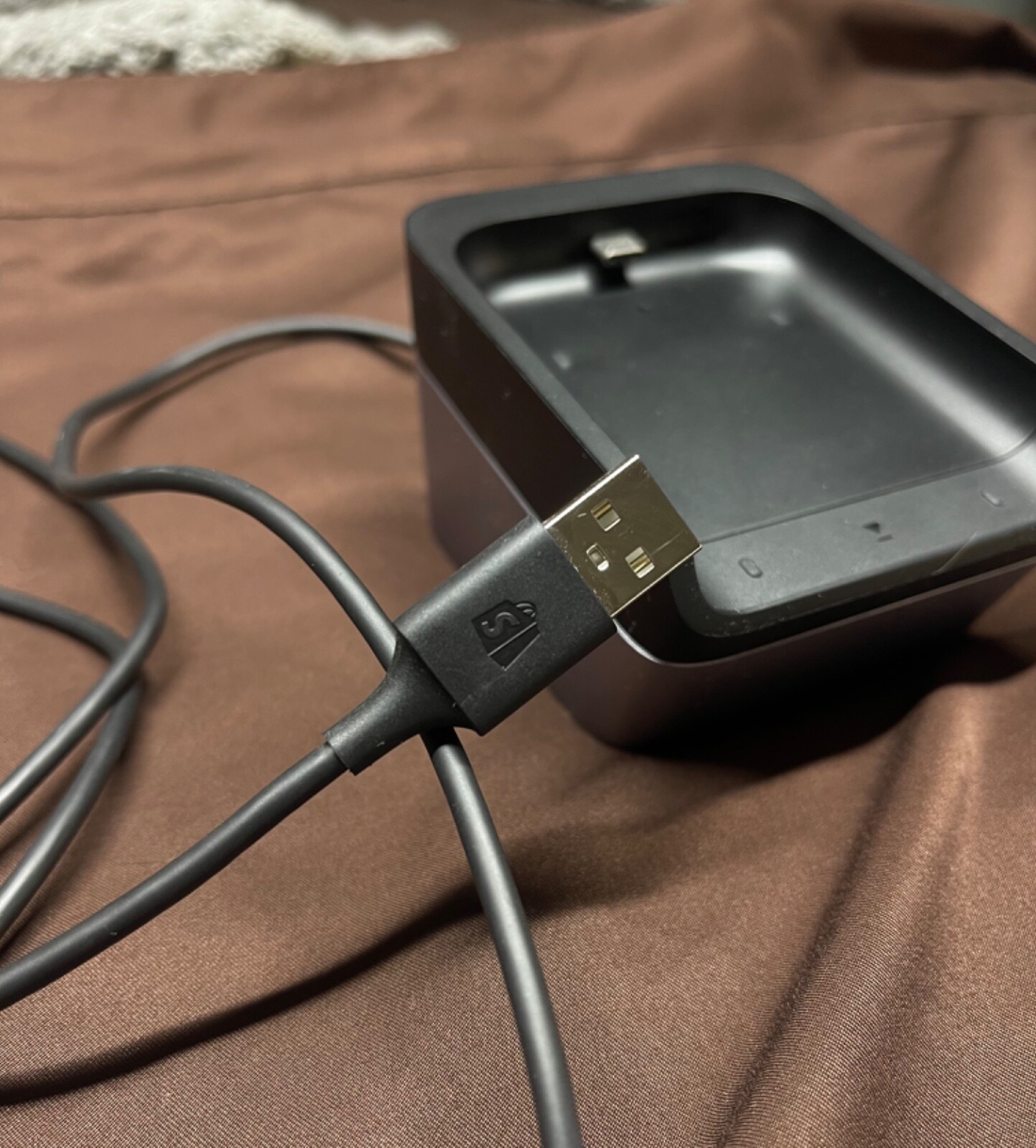 Shopify Dock and USB Cable (for Shopify Tap and Chip Card Reader) DOCK ONLY