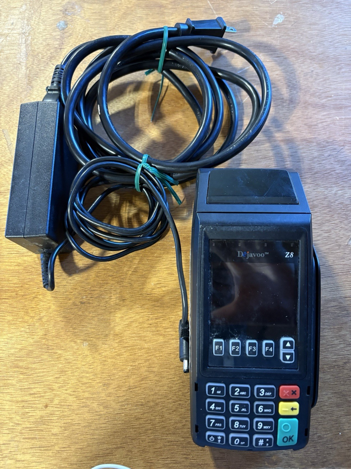 DEJAVOO Z8 VEGA3000-HW-v1.3 WIFI Credit & Debit Card Processor w/charger