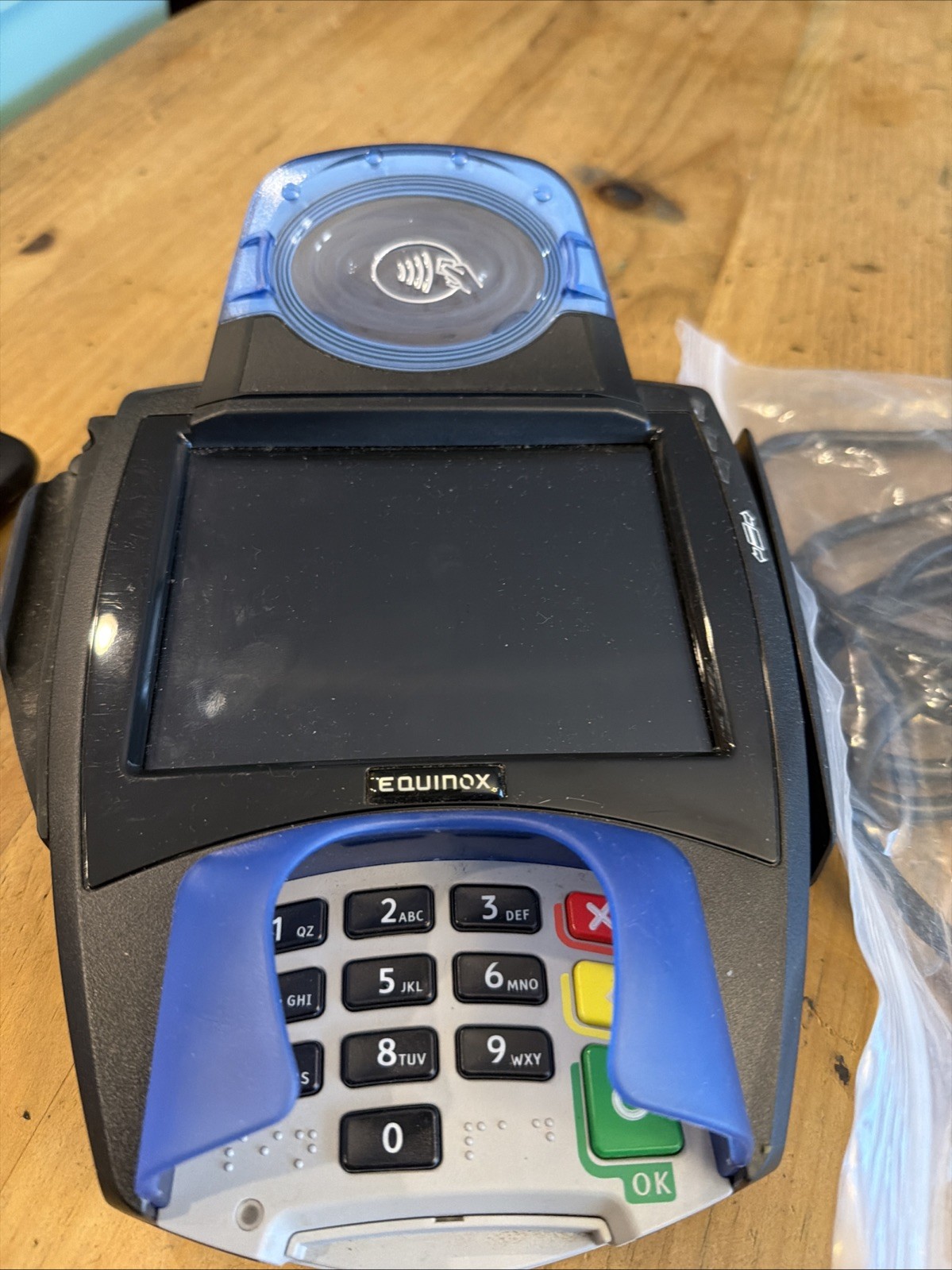 EQUINOX L5300s Point of Sale Credit Card Payment Terminal w/ Stylus For Parts