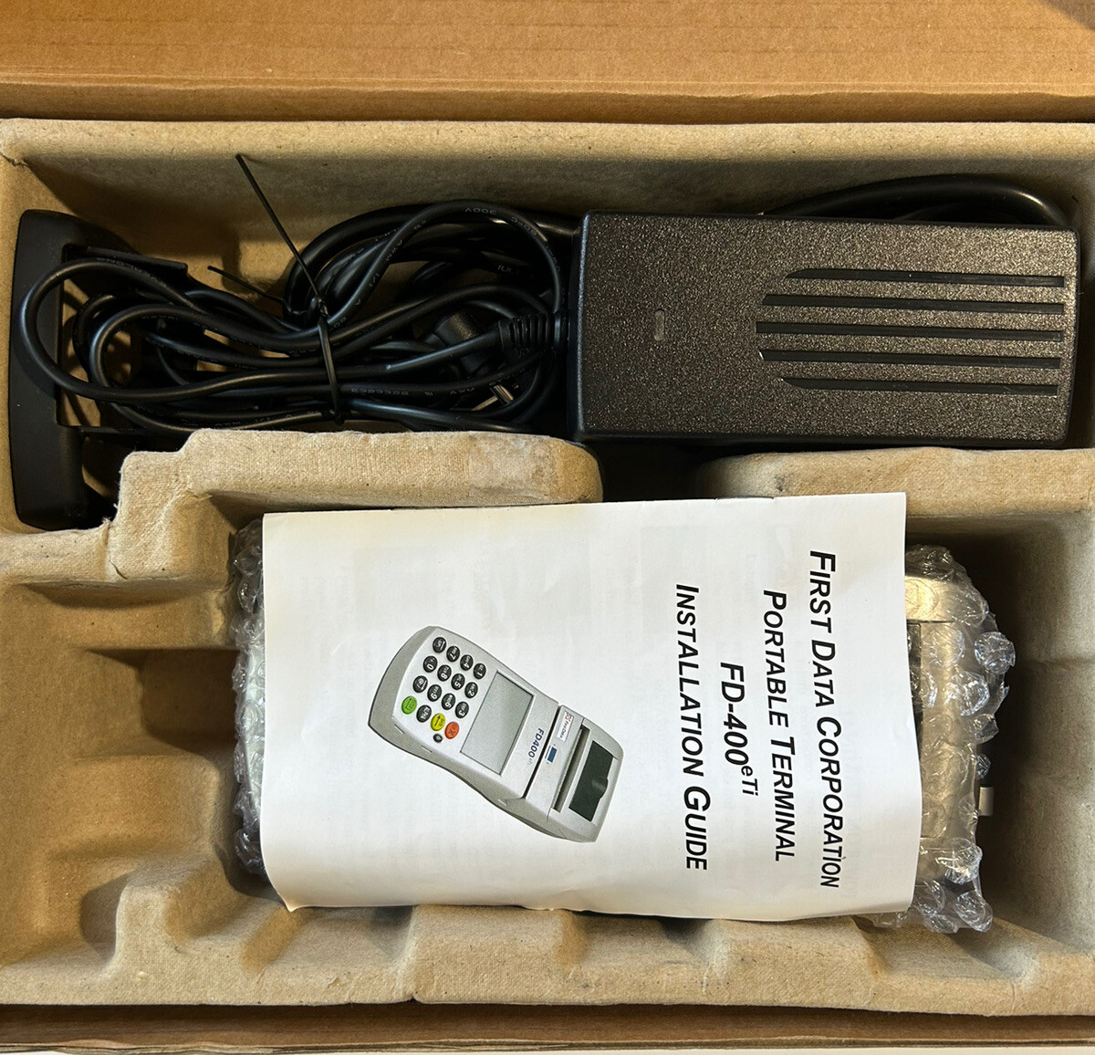 First Data FD-400 Credit Debit Card Machine Terminal